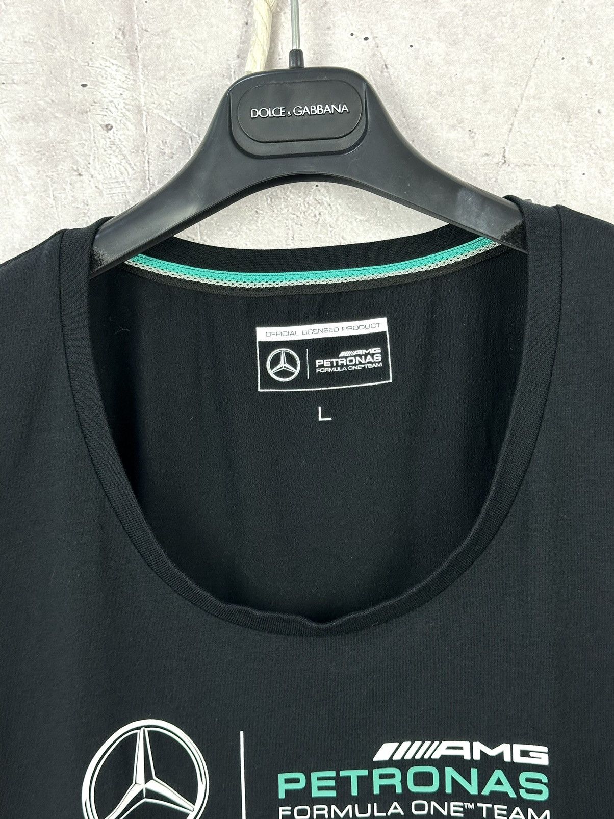Mercedes-Benz Mercedes AMG Petronas Formula One Black Short Sleeve T-shirt Size L / US 10 / IT 46 - 3 Thumbnail