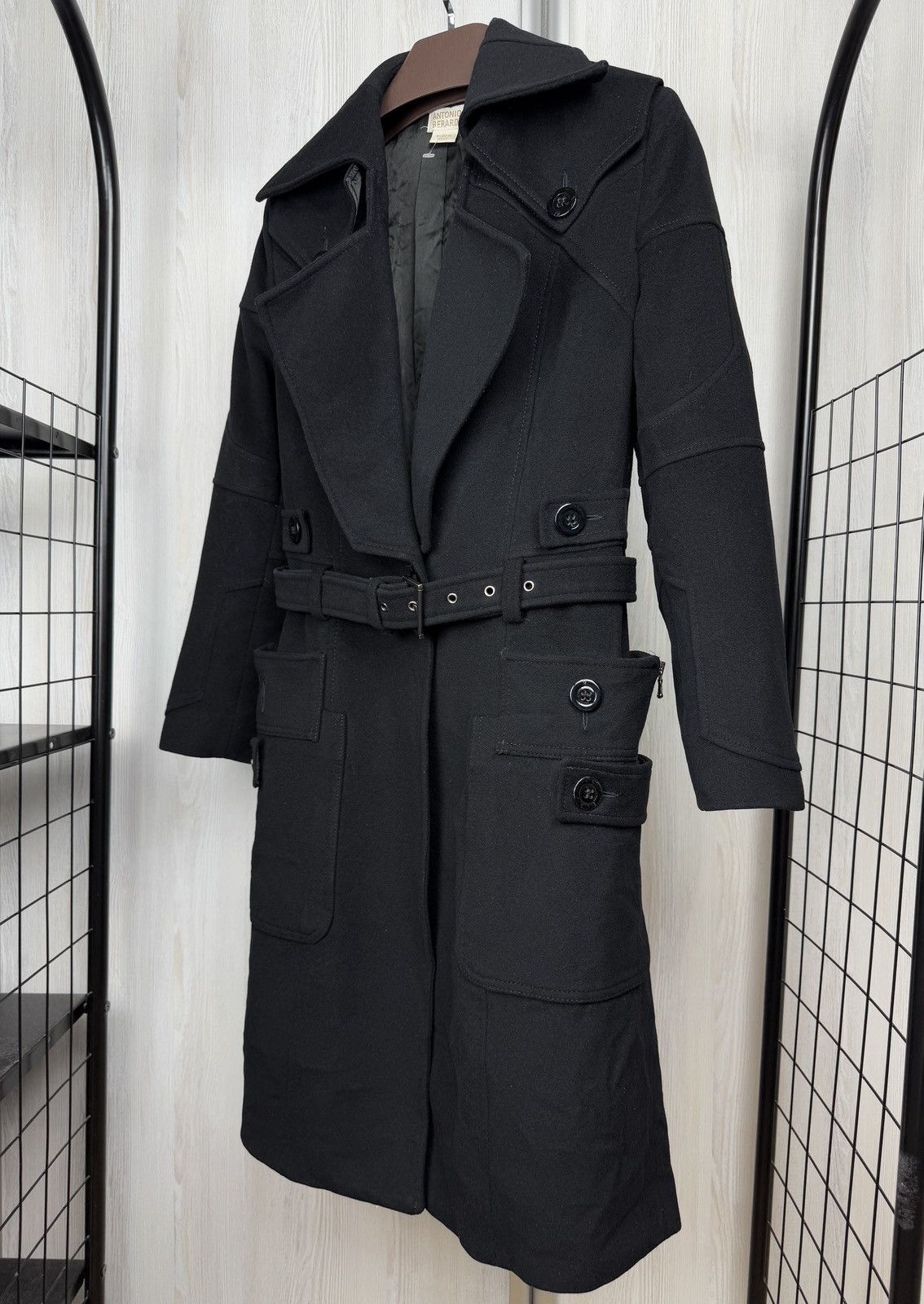 Antonio Berardi Antonio Berardi Virgin Wool Black long asymmetrical coat 40 Size S / US 4 / IT 40 - 6 Thumbnail
