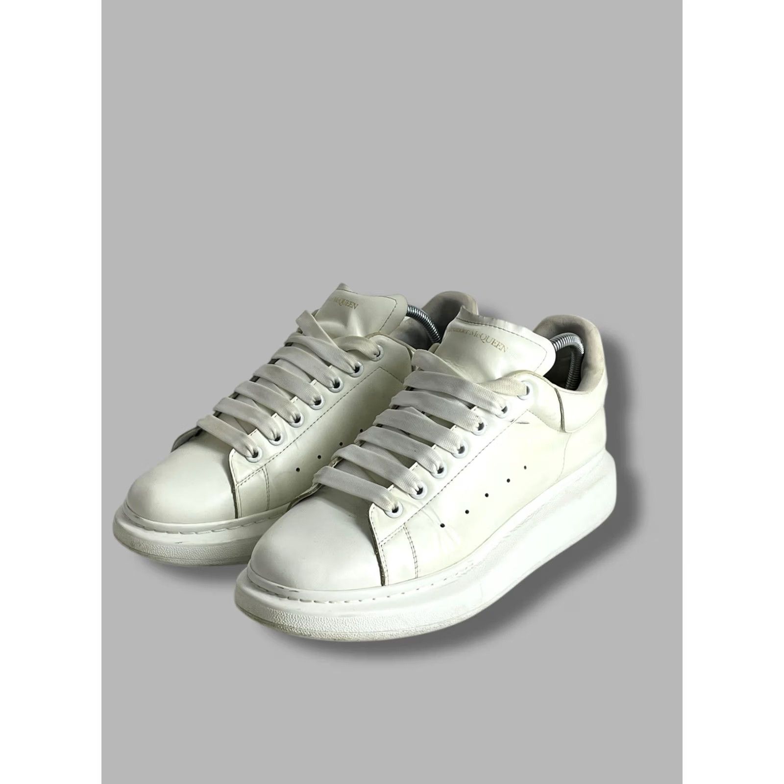 Alexander McQueen Alexander McQueen Men’s Oversized Sneakers Shoes White Leather Casual US 11.5 Mens Size US 11 / EU 44 - 2 Thumbnail