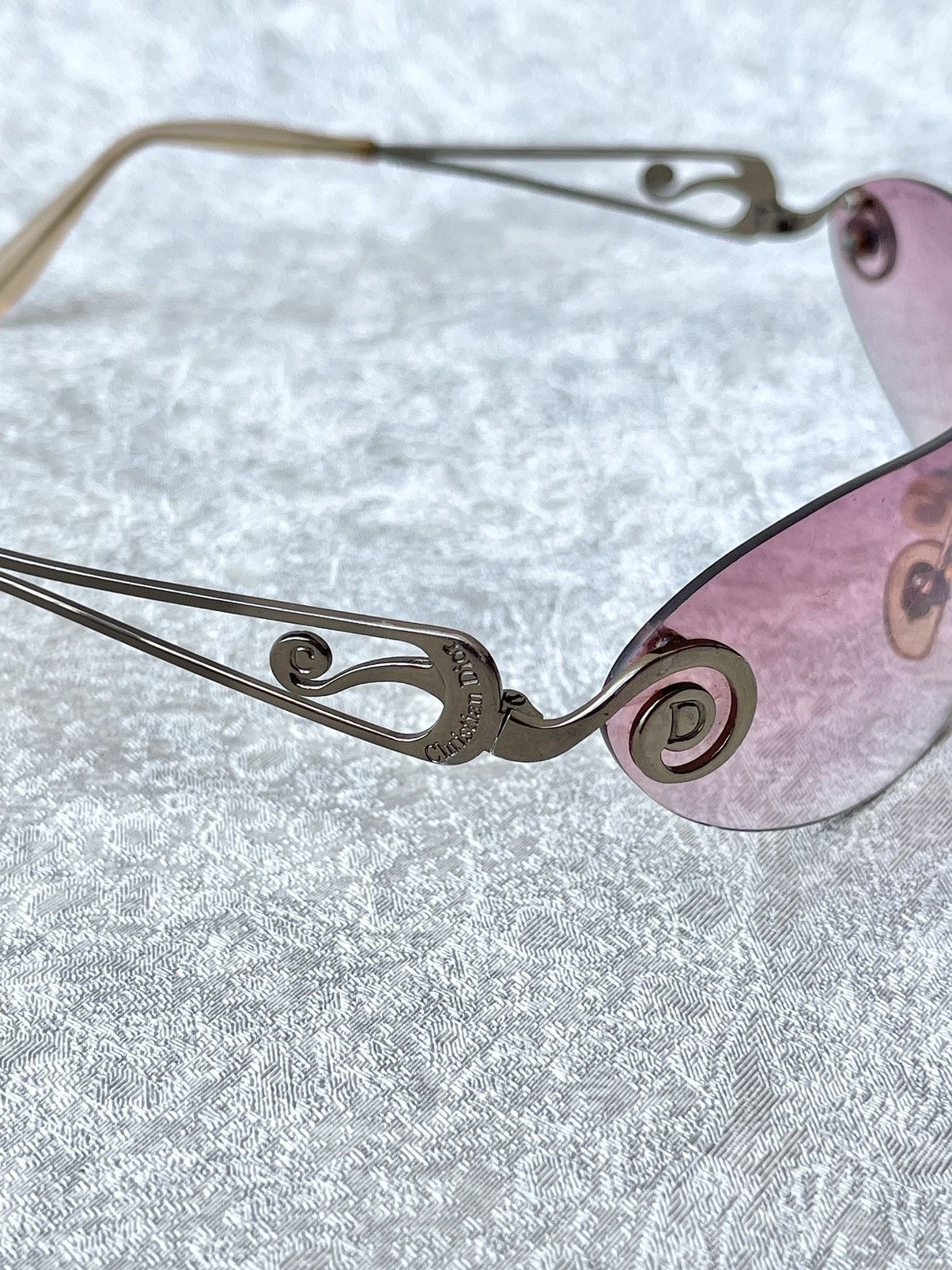 Dior 90s Archive Christian Dior Pink Shield Sunglasses Y2K Size ONE SIZE - 16 Thumbnail