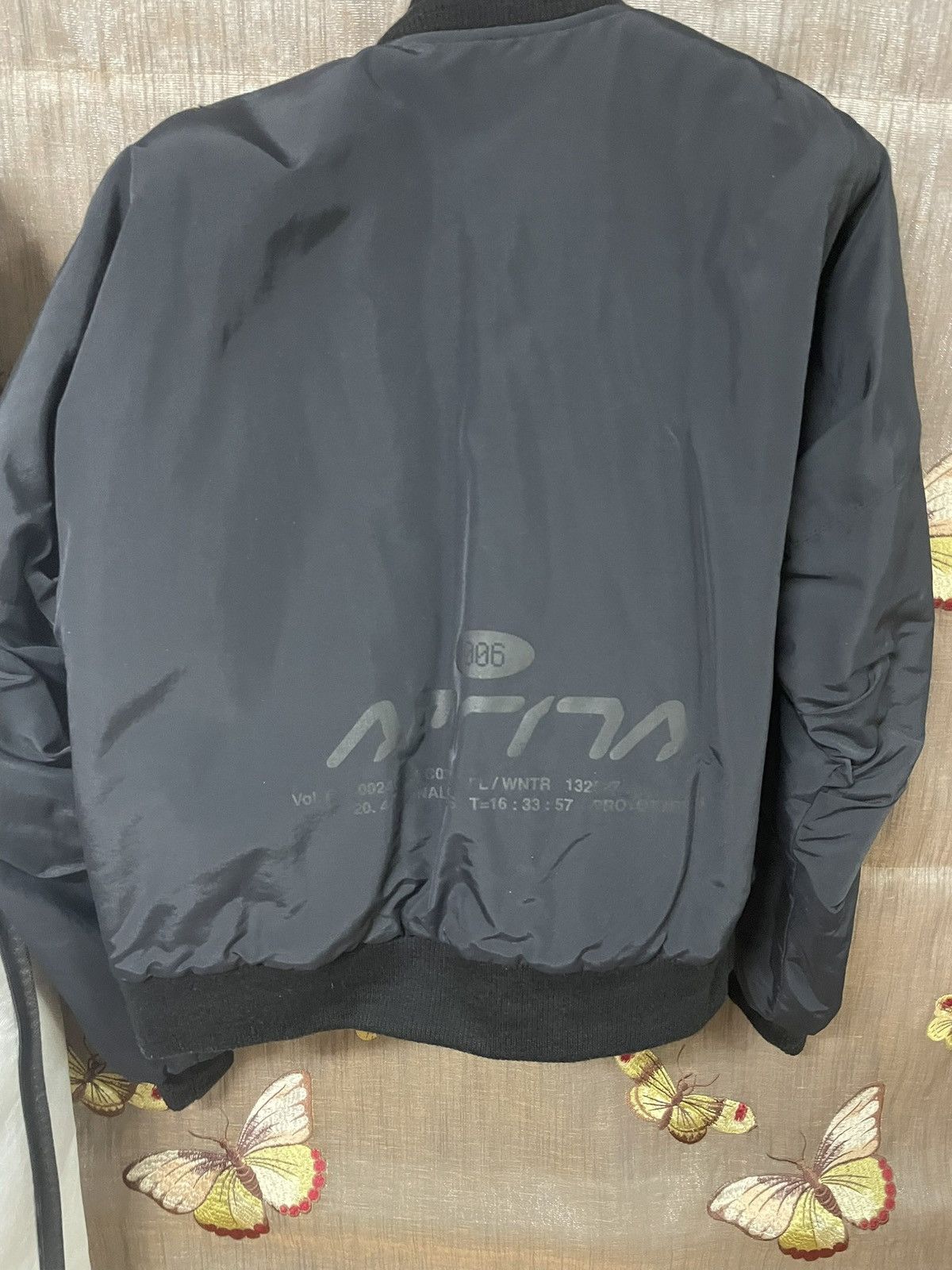 Hyein Seo Hyein seo light jacket Size US S / EU 44-46 / 1 - 3 Thumbnail