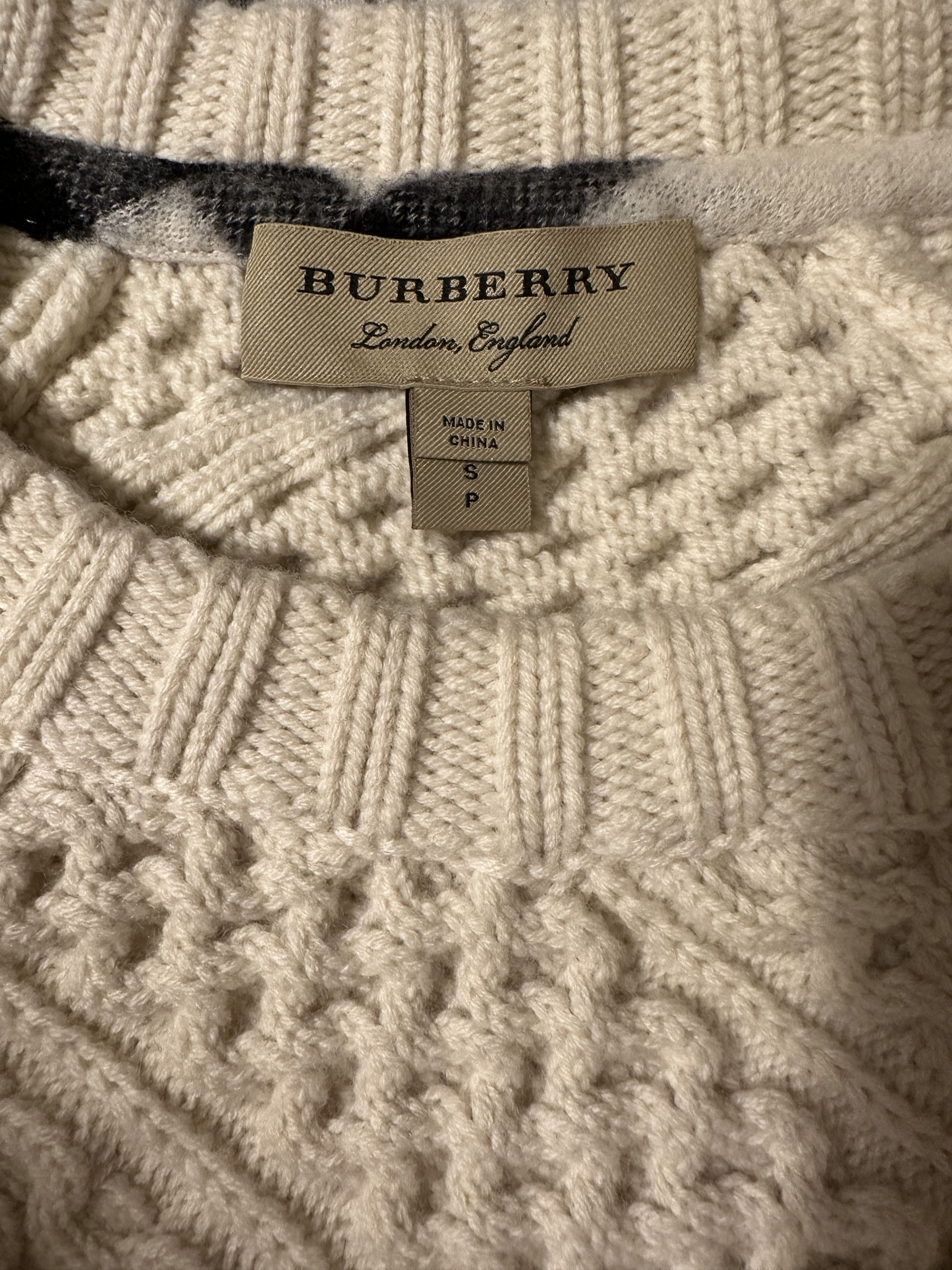 Burberry Burberry cashmere cable knit sweater Size US S / EU 44-46 / 1 - 4 Thumbnail