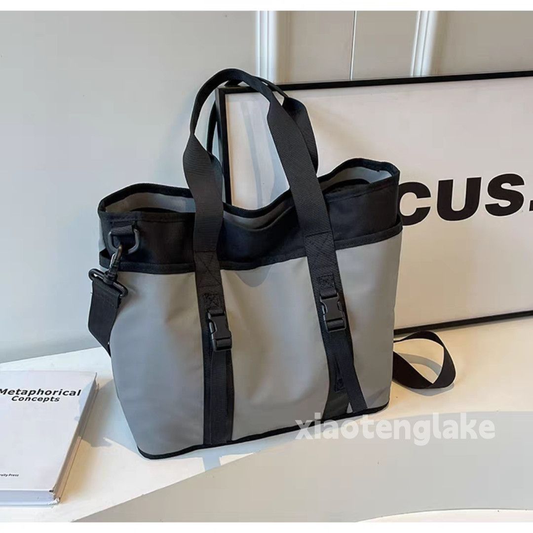 Designer unisex utility military outdoor sports tote shoulder bag Size ONE SIZE - 1 Thumbnail
