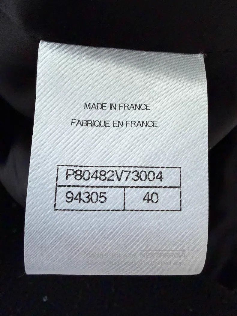 Chanel Black sequin tweed short coat