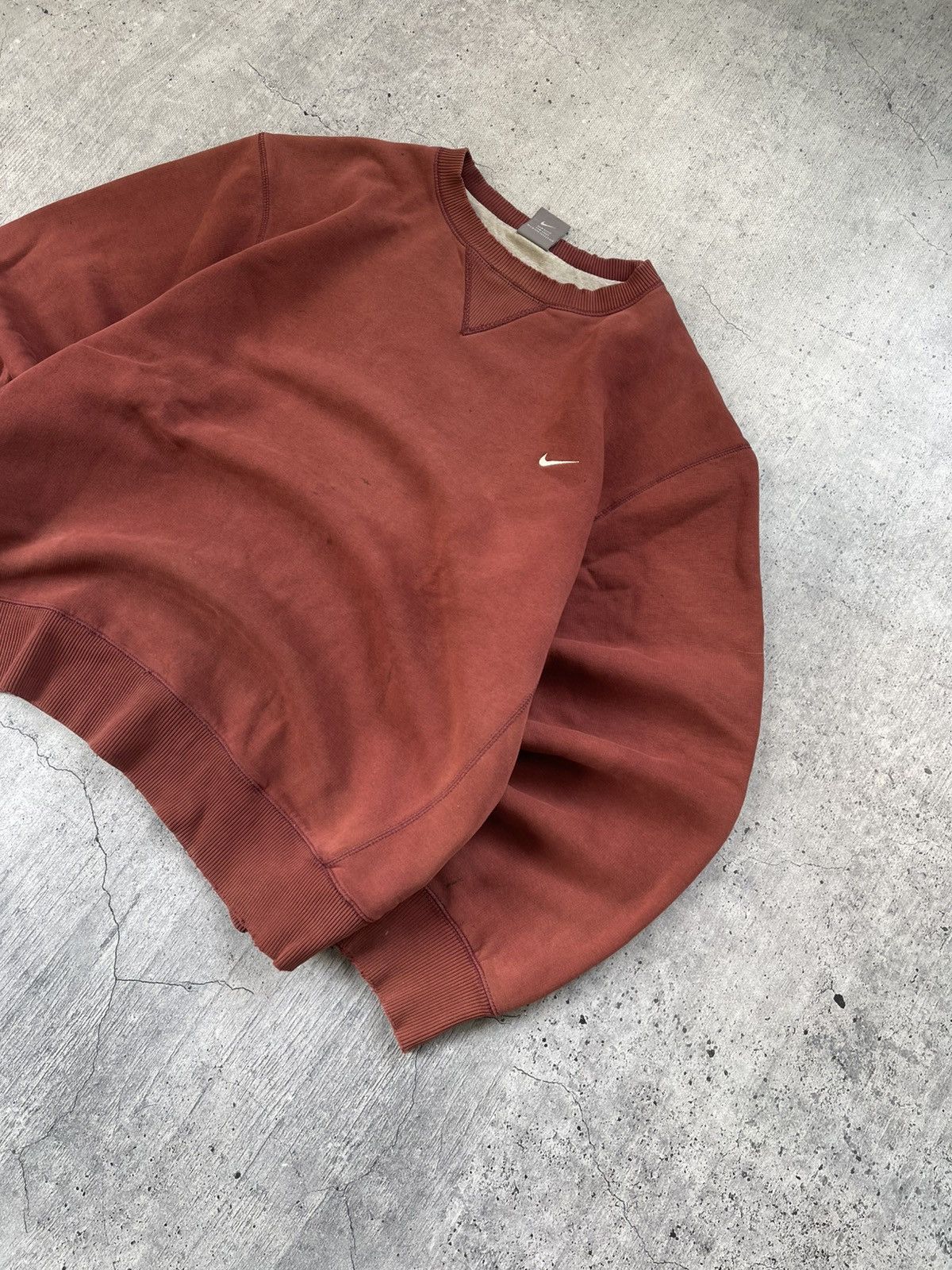 Nike × Vintage 🔥CRAZY Nike Vintage Brown Distressed Sweatshirt🔥 Size US L / EU 52-54 / 3 - 4 Thumbnail