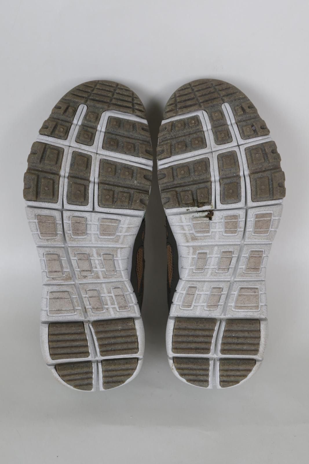 Nike 2021' Nike Free Terra Vista Low-Top Sneakers Size US 9 / EU 42 - 6 Thumbnail