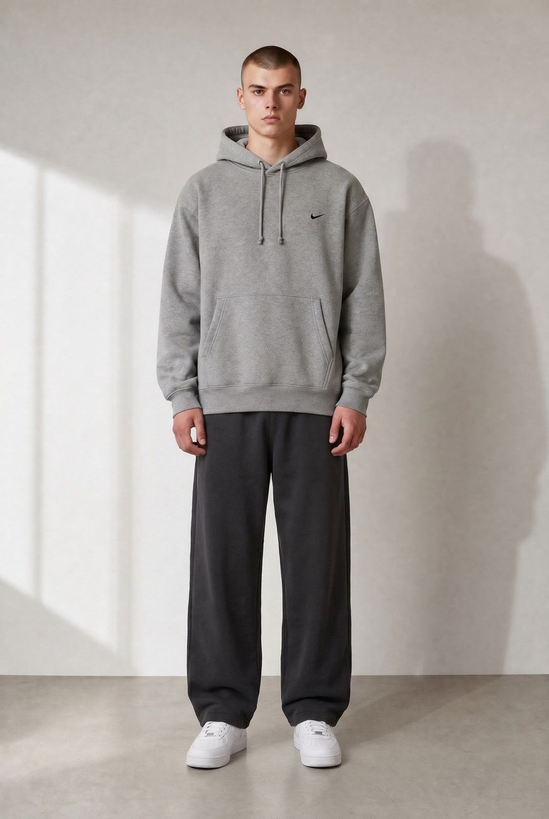 Nike 00s Nike Vintage Swoosh Logo Oversized RetroY2K Hoodie Size US S / EU 44-46 / 1 - 1 Thumbnail