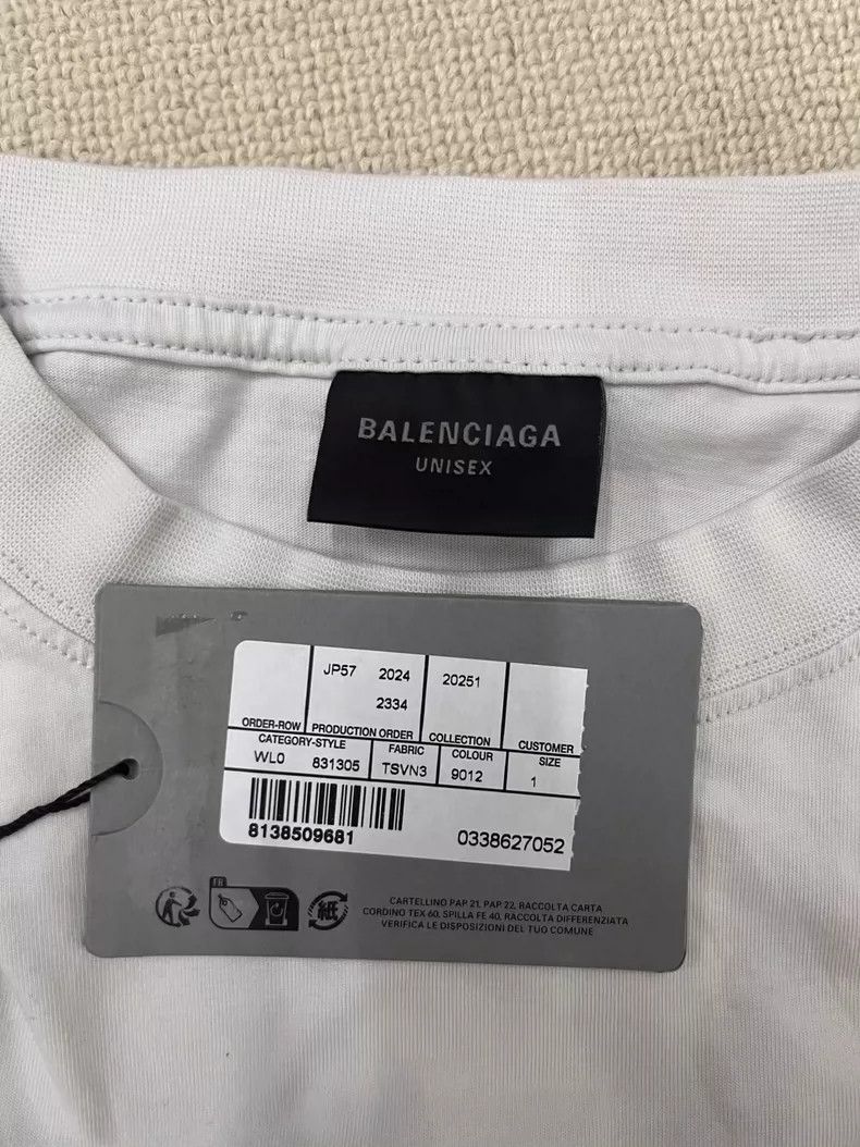 Balenciaga Balenciaga Basketball Shoes Printed Crew Neck Short Sleeve Size US S / EU 44-46 / 1 - 5 Thumbnail