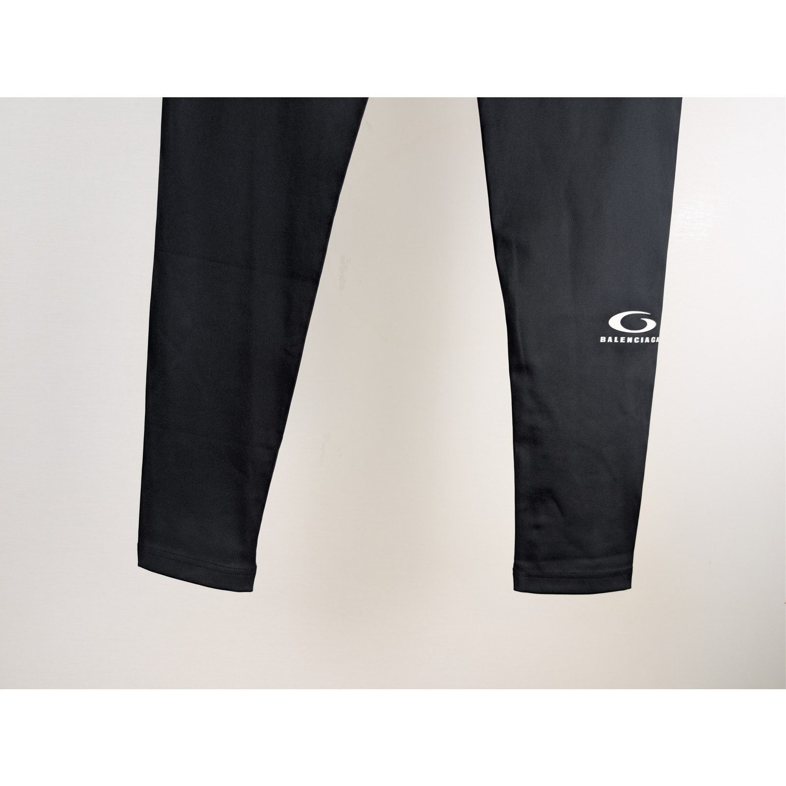 Balenciaga × Under Armour o1rshd1 Women's Under Armour Layered Leggings Sweatpants XL Size 30" / US 8 / IT 44 - 3 Thumbnail