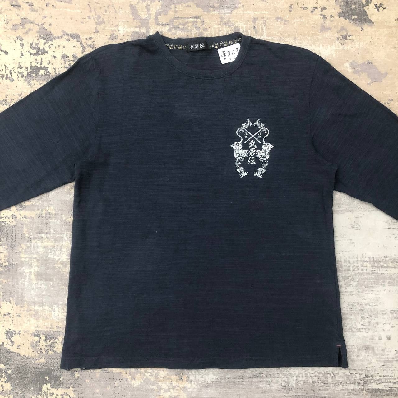 Anime × Japanese Brand T444 BUYUUDEN MANGA SERIES SAMURAI KATANA TEE Size US L / EU 52-54 / 3 - 4 Thumbnail