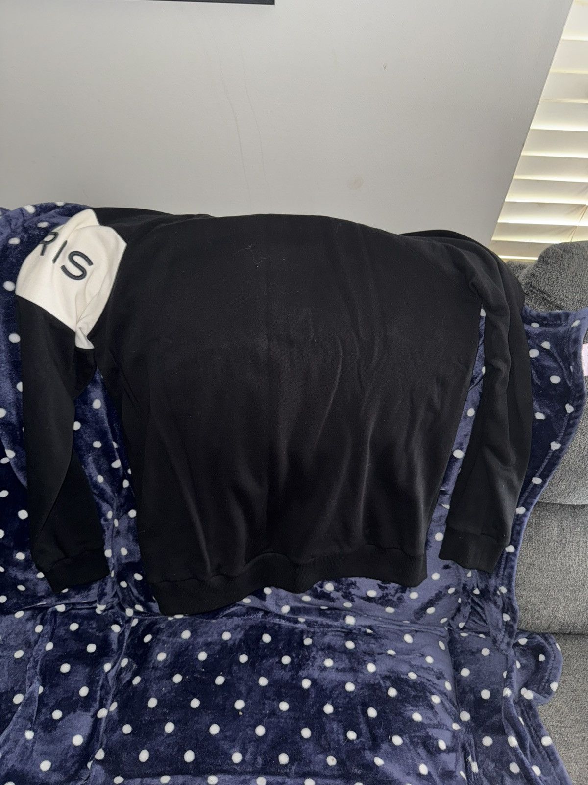 Givenchy Givenchy Crewneck Size US L / EU 52-54 / 3 - 2 Thumbnail