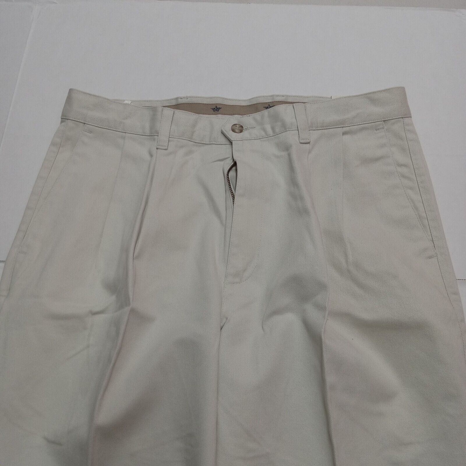 Dockers Vintage Dockers Khakis Men's 34x28 Beige Pleated Classic Fit Size US 34 / EU 50 - 4 Thumbnail