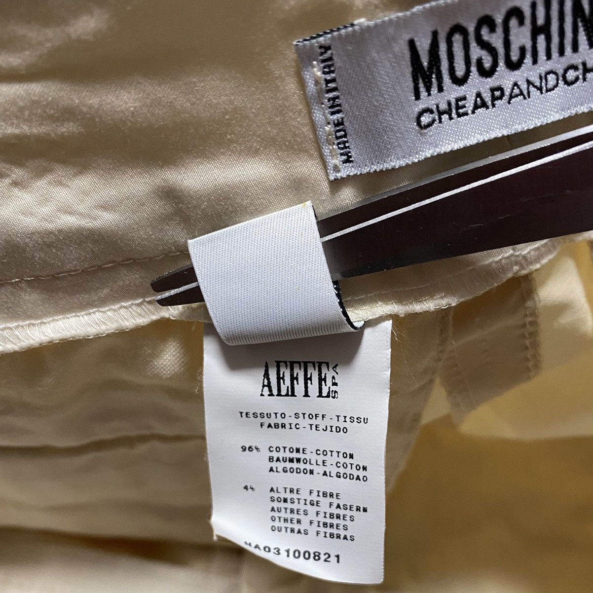 Moschino Women’s Moschino Cheap and Chic Beige Cotton Trousers Pants Size 28" / US 6 / IT 42 - 19 Thumbnail