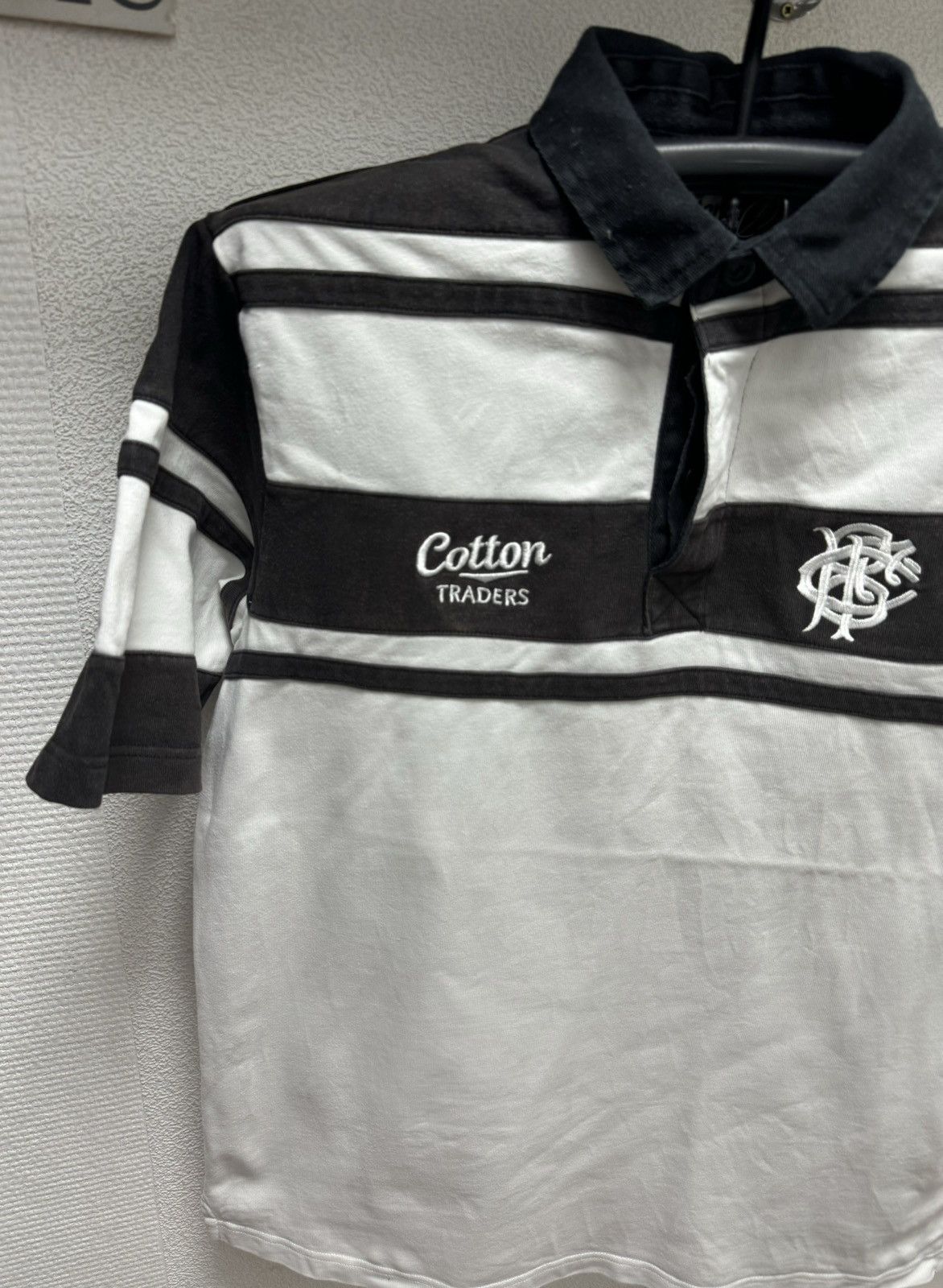 Cotton Traders Barbarians Rugby Union Shirt 2009/10 Cotton Traders Jersey L Size US L / EU 52-54 / 3 - 6 Thumbnail