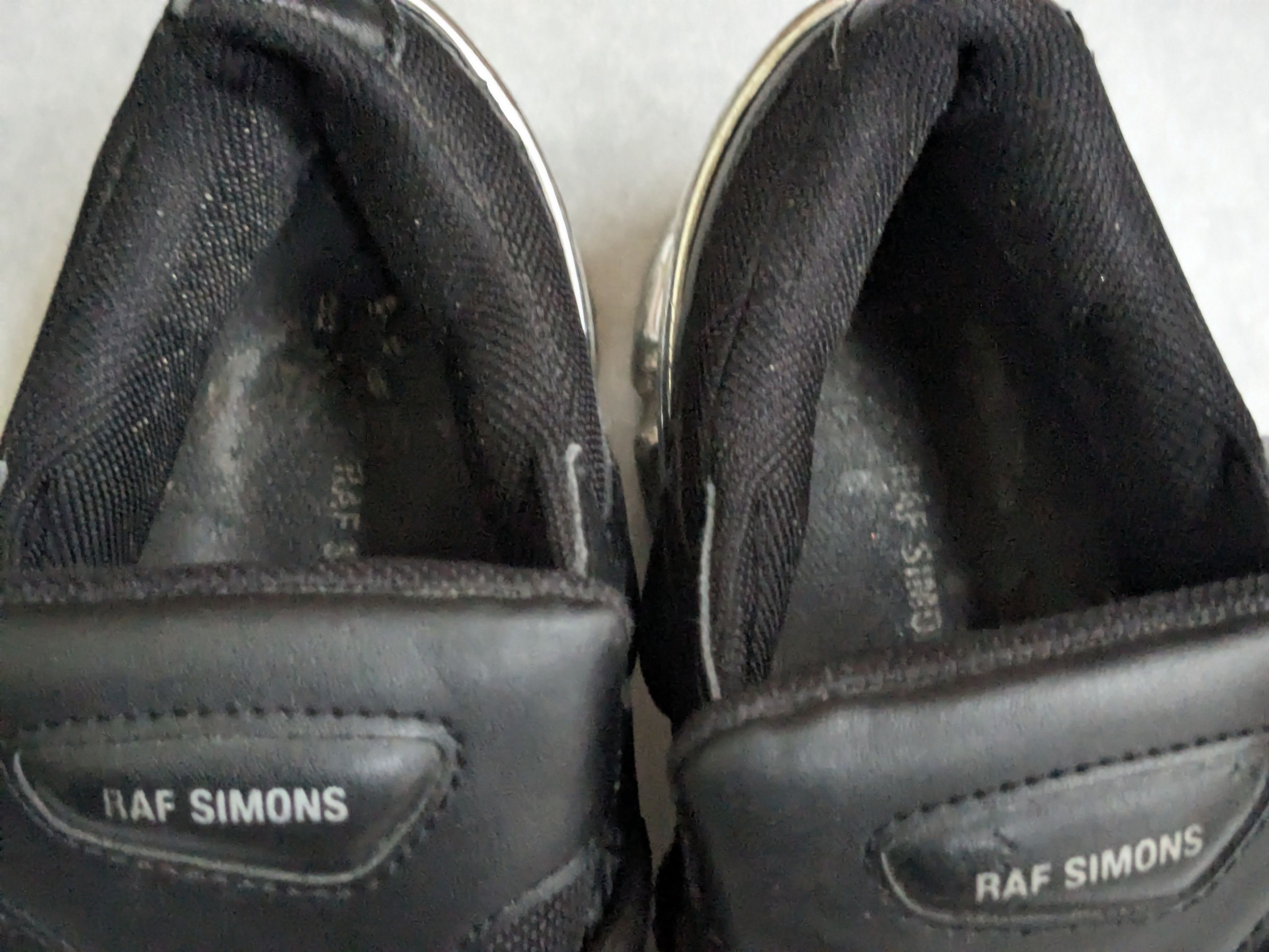 Raf Simons Adidas x Raf Simons Ozweego Mirrored Black Silver EE7944 Size US 8 / EU 41 - 8 Thumbnail