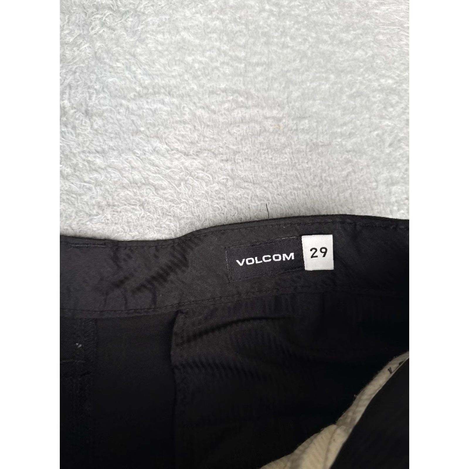 Volcom Volcom Mens 29 Black Canvas Chino Shorts Flat Front 10 Inseam Summer Casual Stretch Pockets Regular Fit Size US 29 - 7 Thumbnail