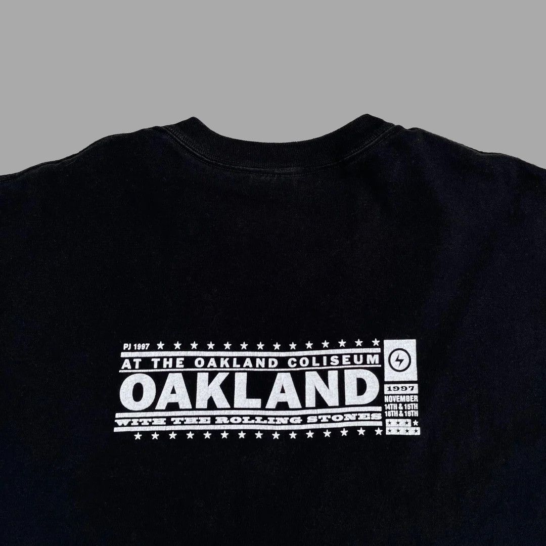 Anvil × Vintage Pearl Jam 1997 Vintage Yield Tour Oakland Concert T-Shirt Size US XL / EU 56 / 4 - 5 Thumbnail