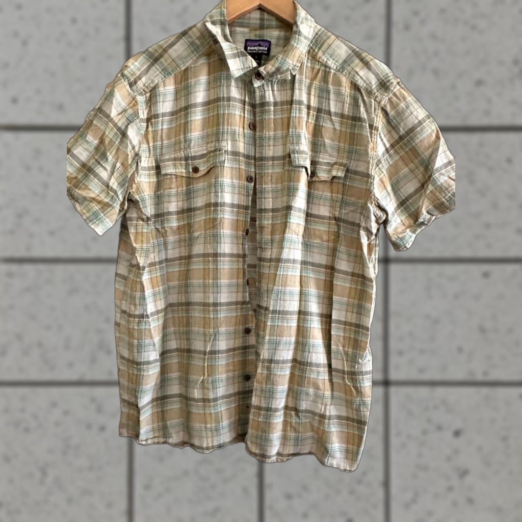 Patagonia Patagonia Shirt Mens Short Sleeve Button-Down Green Plaid Organic Cotton Large Size US L / EU 52-54 / 3 - 1 Thumbnail