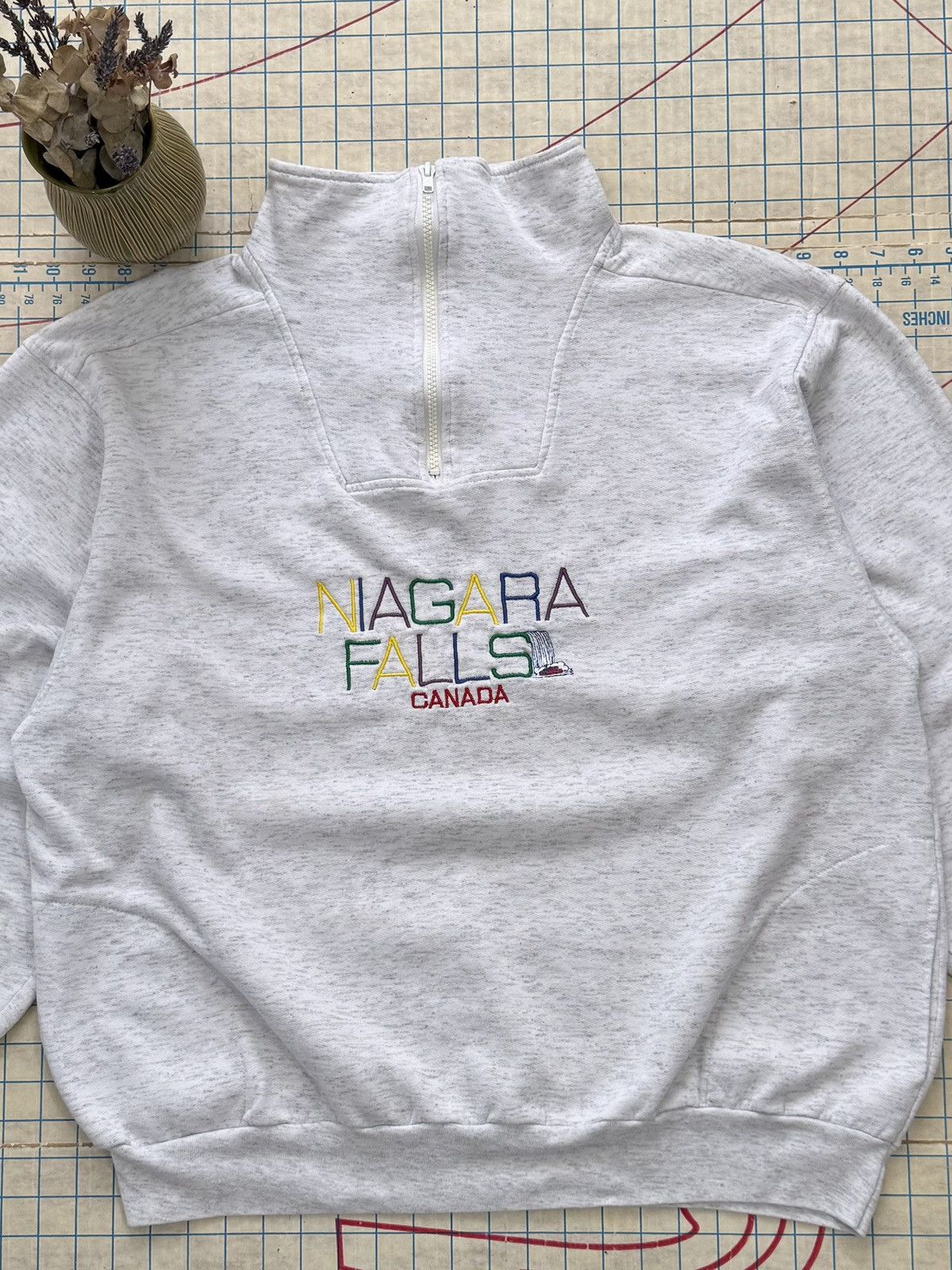 Vintage Vintage Niagra Falls Canada Tourist 1/4 Zip Sweater XL Size US XL / EU 56 / 4 - 3 Thumbnail