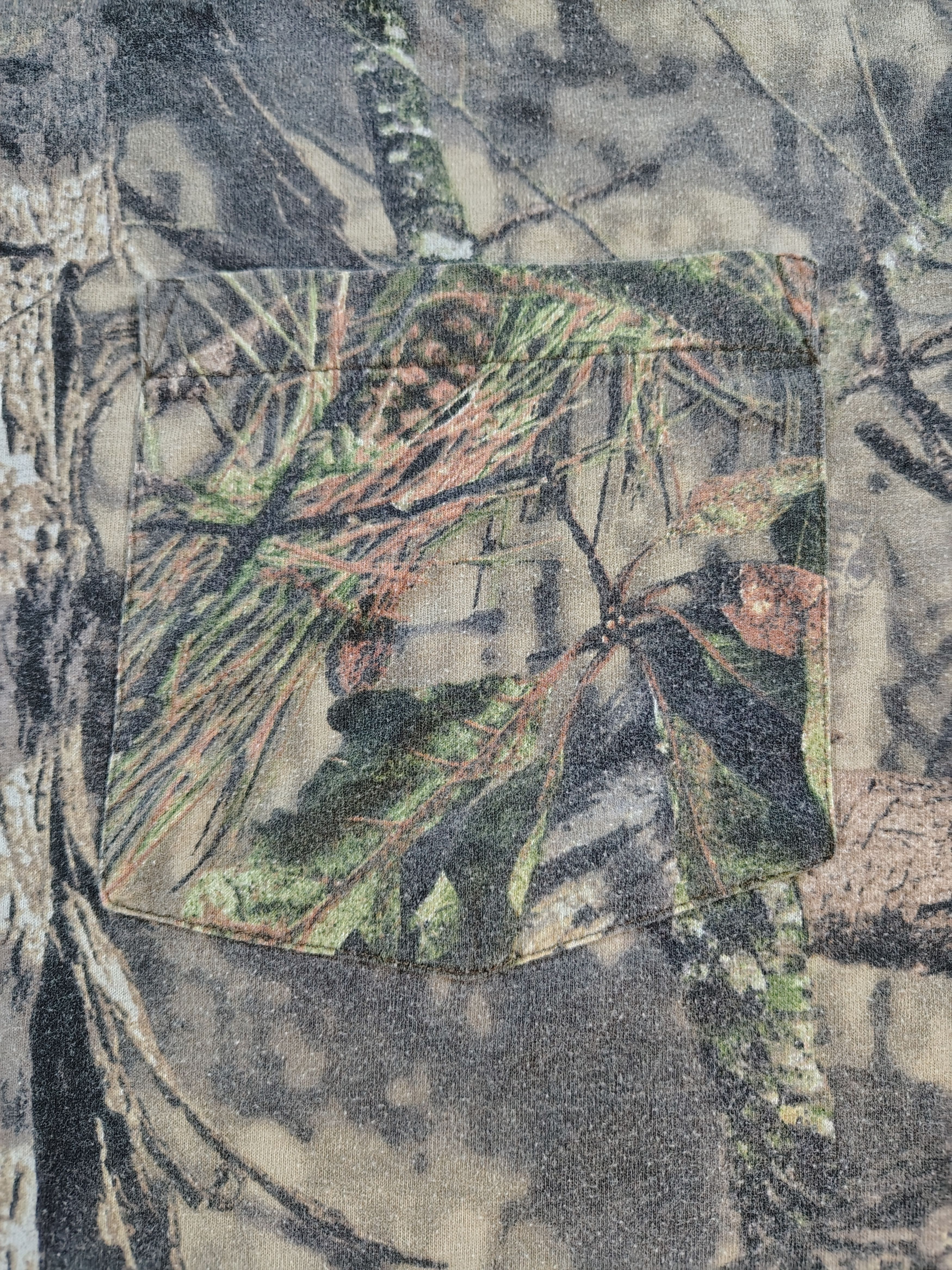 Mossy Oaks Men's XL Camo Rustic Ridge Mossy Oak Heavy Cotton Shirt Size US XL / EU 56 / 4 - 2 Thumbnail