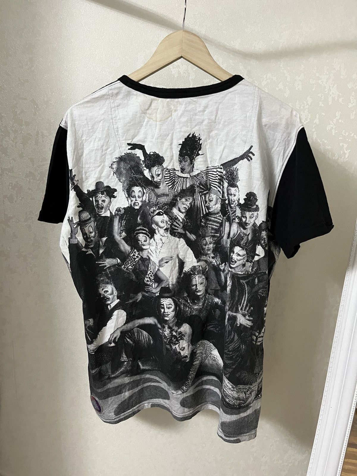 Desigual Desigual Inspired by Cirque du Soleil T Shirt Size XL / US 12-14 / IT 48-50 - 2 Thumbnail