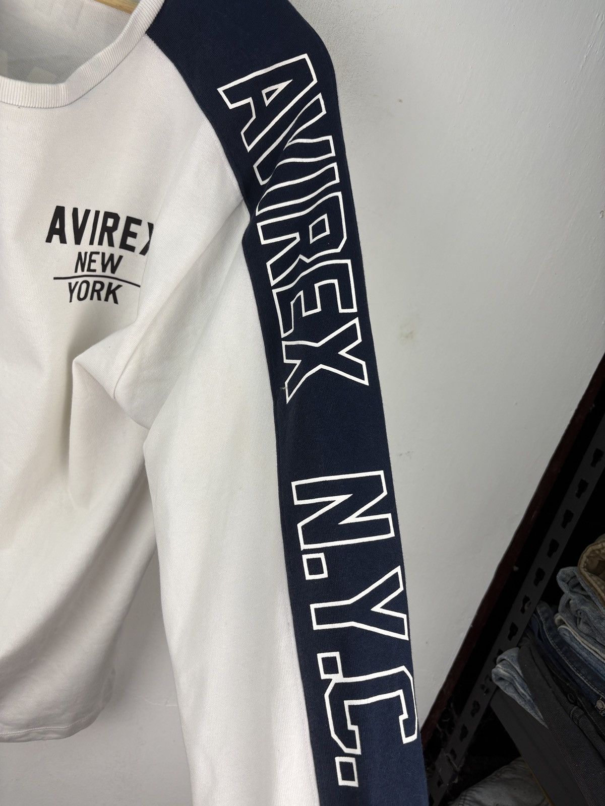 Avirex Avirex Big Logo Spell Out Crewneck Sweatshirt Size US L / EU 52-54 / 3 - 11 Thumbnail