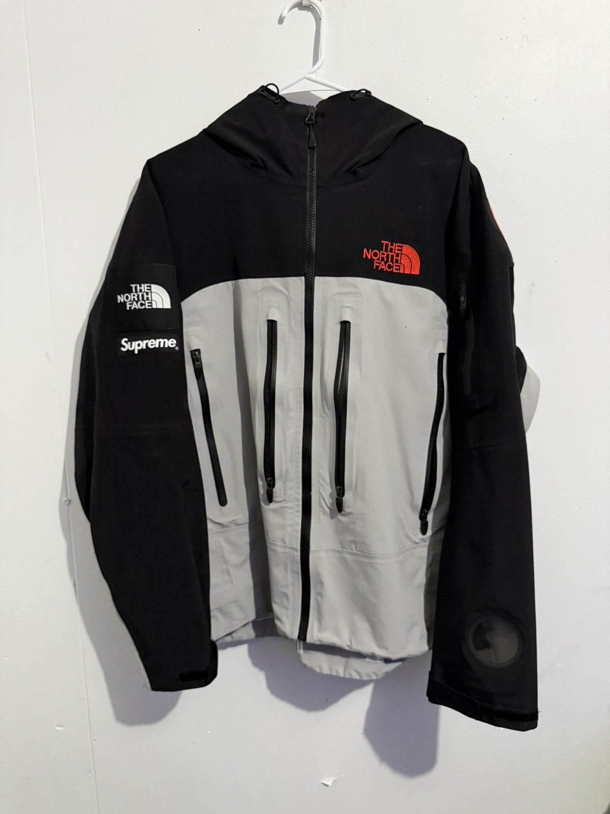 Taped Jacket Shell XL ジャケット・アウター Grey Supreme Seam
