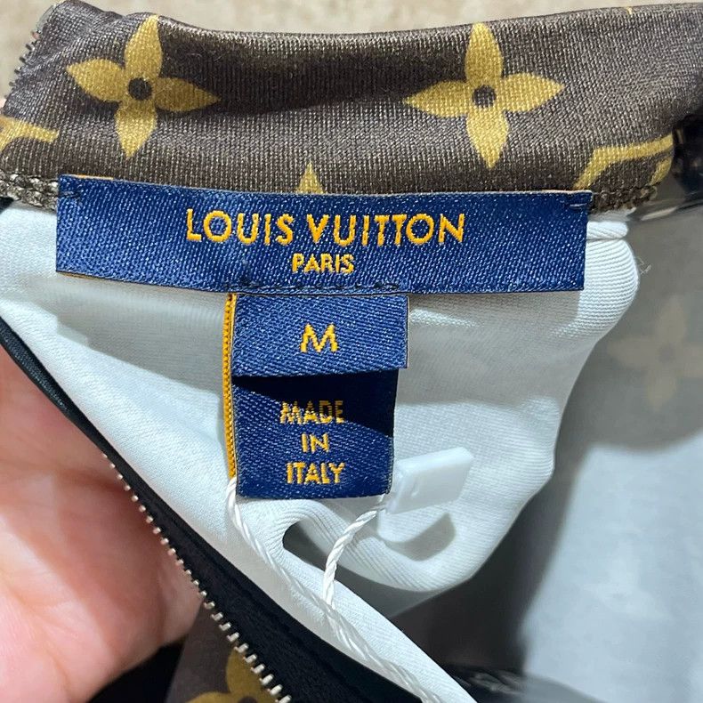 Louis Vuitton Louis Vuitton Brown presbyopic full logo long sleeve dress Size M / US 6-8 / IT 42-44 - 3 Thumbnail