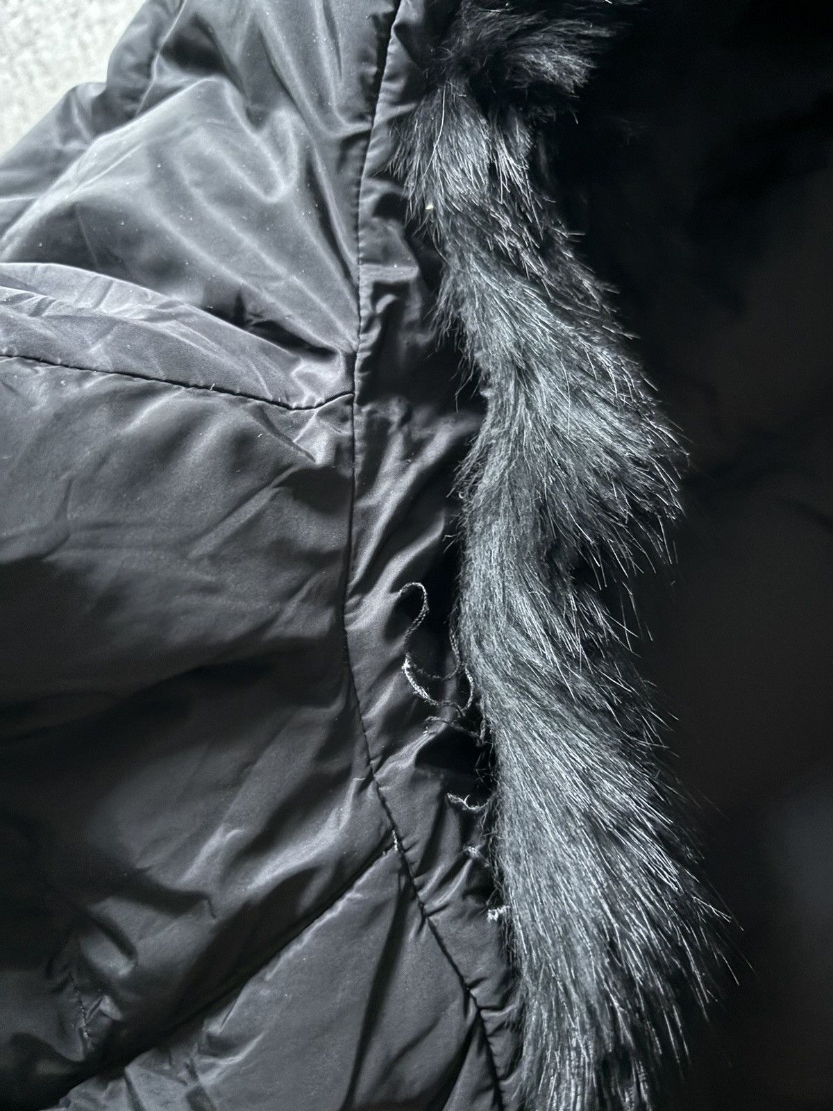 Prada × Vintage Vintage Prada down jacket fur Size S / US 4 / IT 40 - 11 Thumbnail
