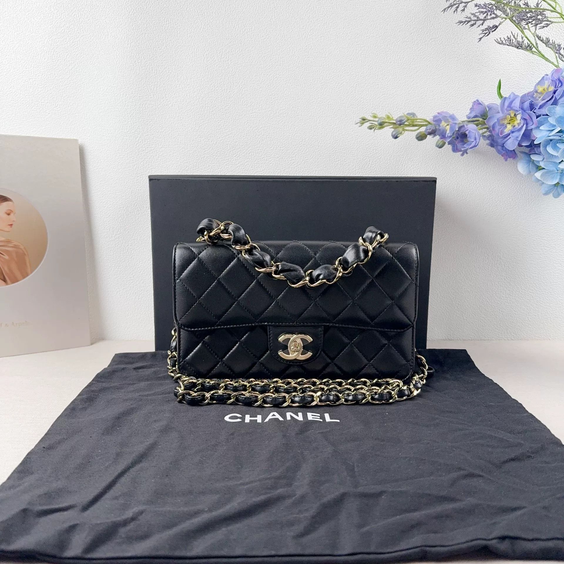 Chanel Pre-loved Bag Very good condition Size ONE SIZE - 1 Thumbnail