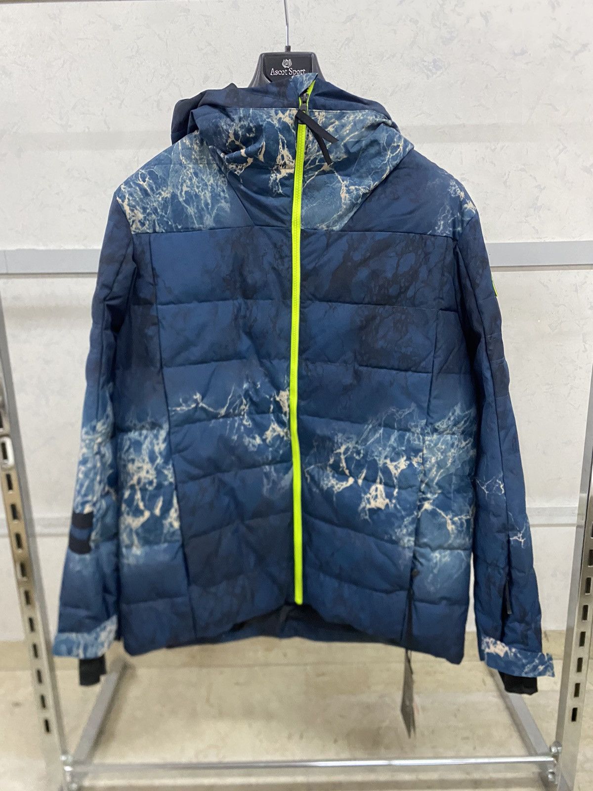 Rossignol Rossignol Rapide snow jacket, size M, new with tags. Size US M / EU 48-50 / 2 - 25 Thumbnail