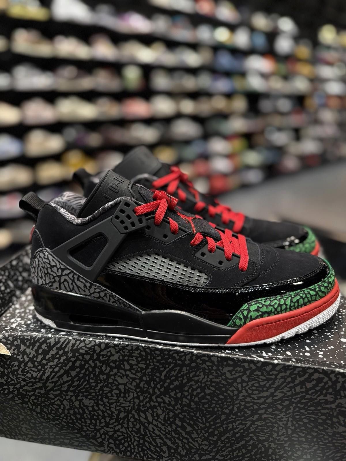Jordan Brand JORDAN SPIZIKE LOW FQ1759 060 Size 13 Men Size US 13 / EU 46 - 2 Thumbnail