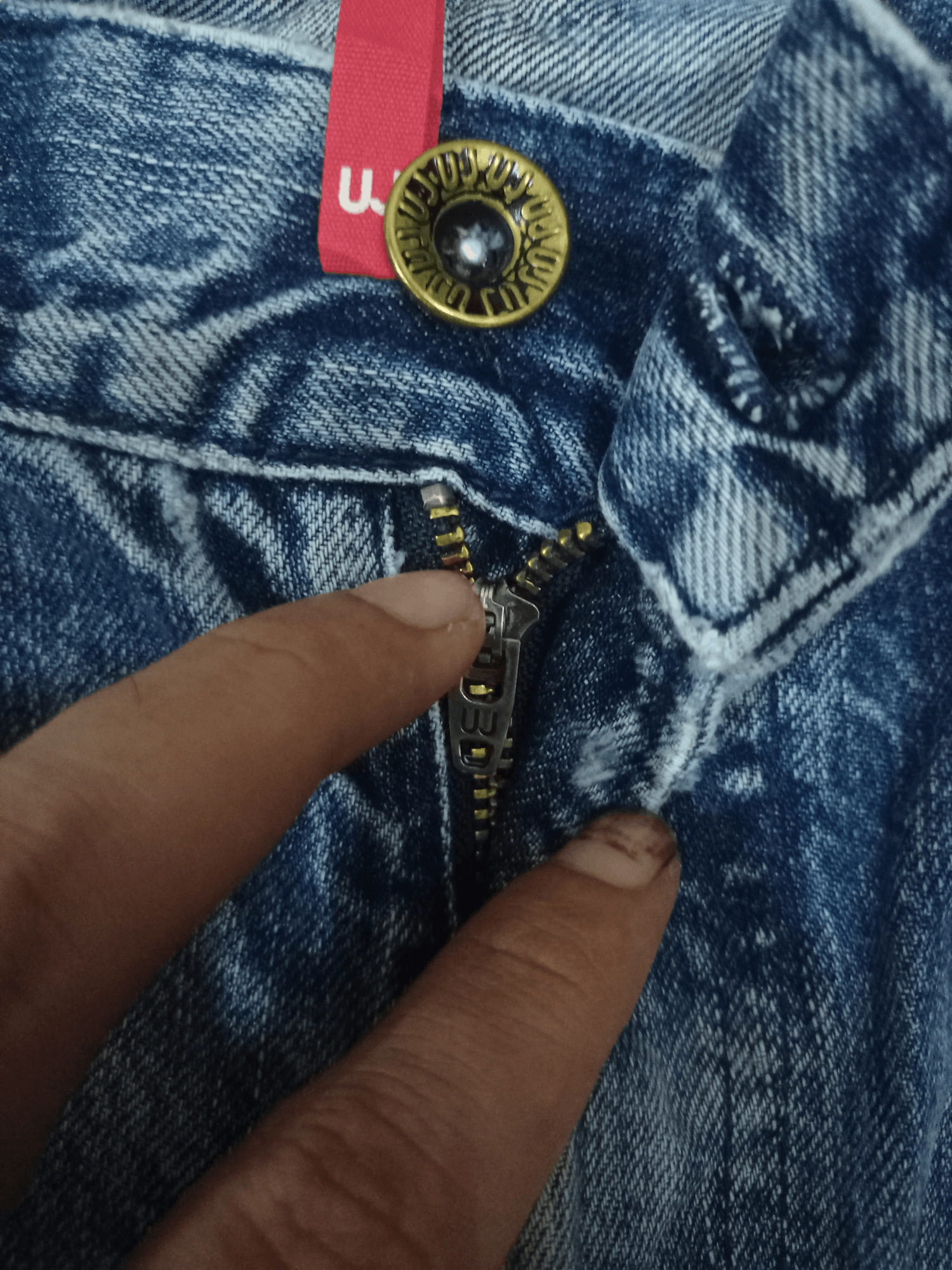 Japanese Brand × Uniqlo S002 Vintage Uniqlo UJ Washed Blue Distressed Baggy Jeans Size US 34 / EU 50 - 3 Thumbnail