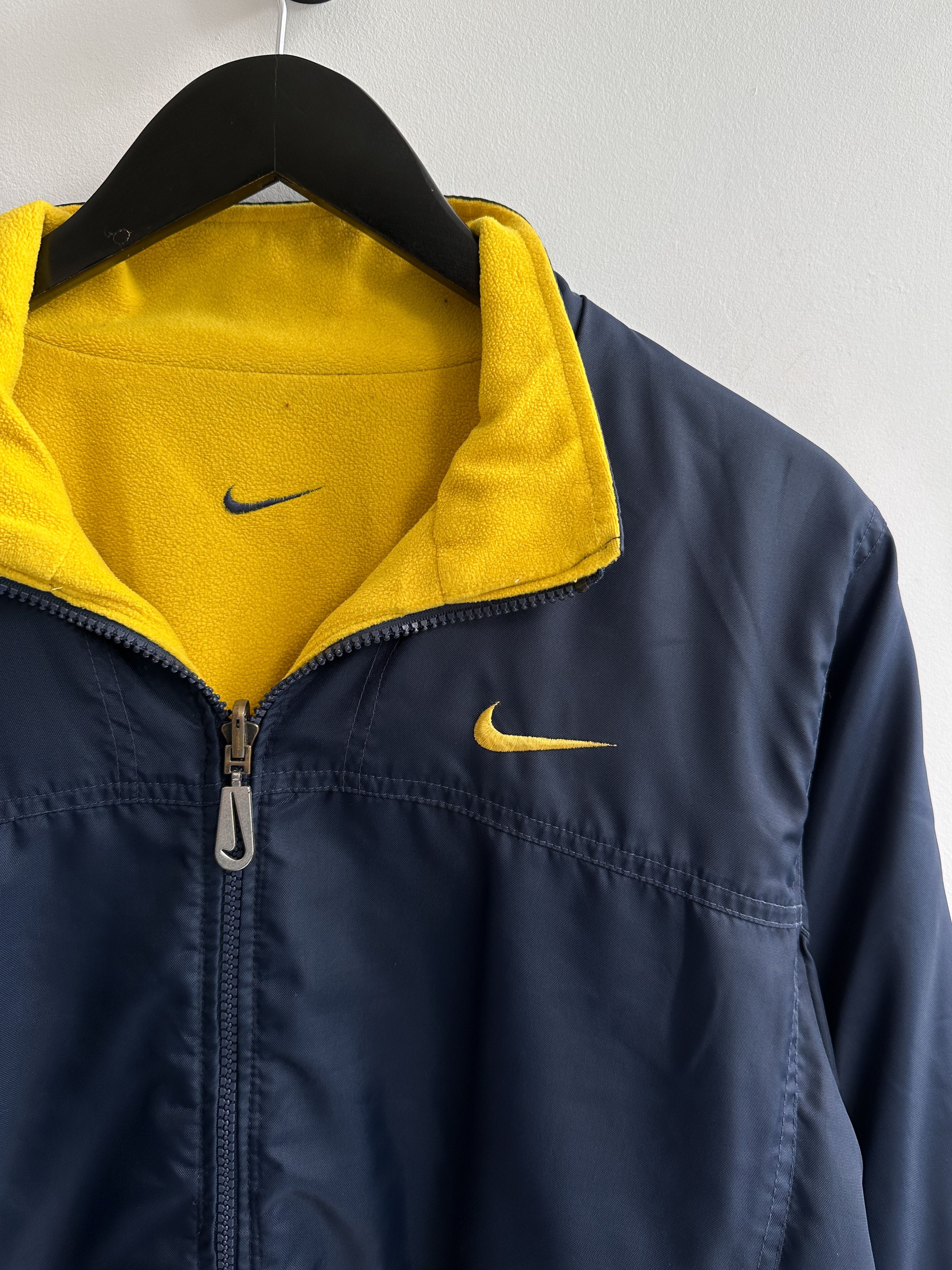Nike Vintage Nike Reversible Nylon Fleece Jacket Size US M / EU 48-50 / 2 - 6 Thumbnail