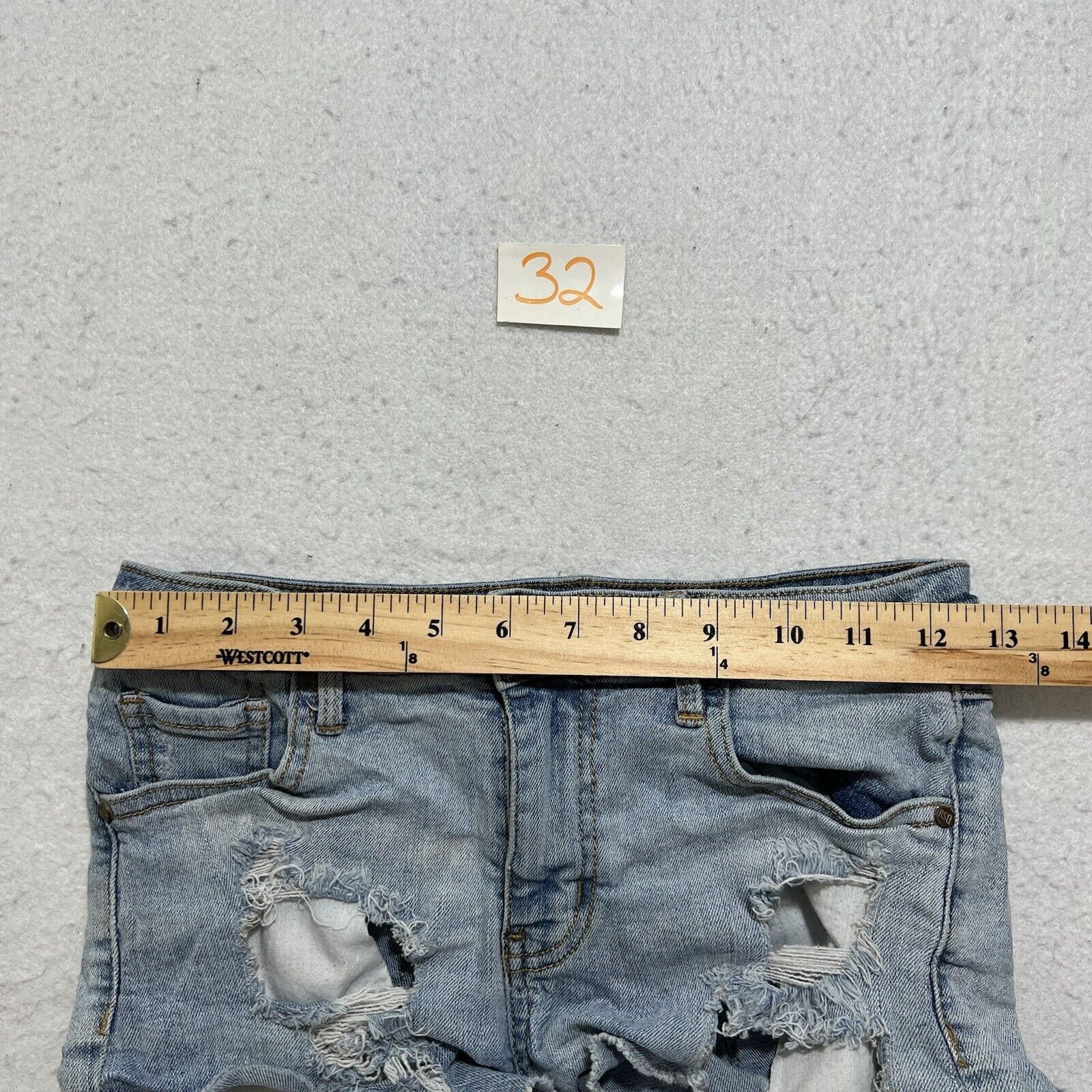 Rsq RSQ Jeans Mid Rise Denim Shorts 2" Inseam Ripped Distressed Size 25" / US 0 / IT 36 - 9 Thumbnail