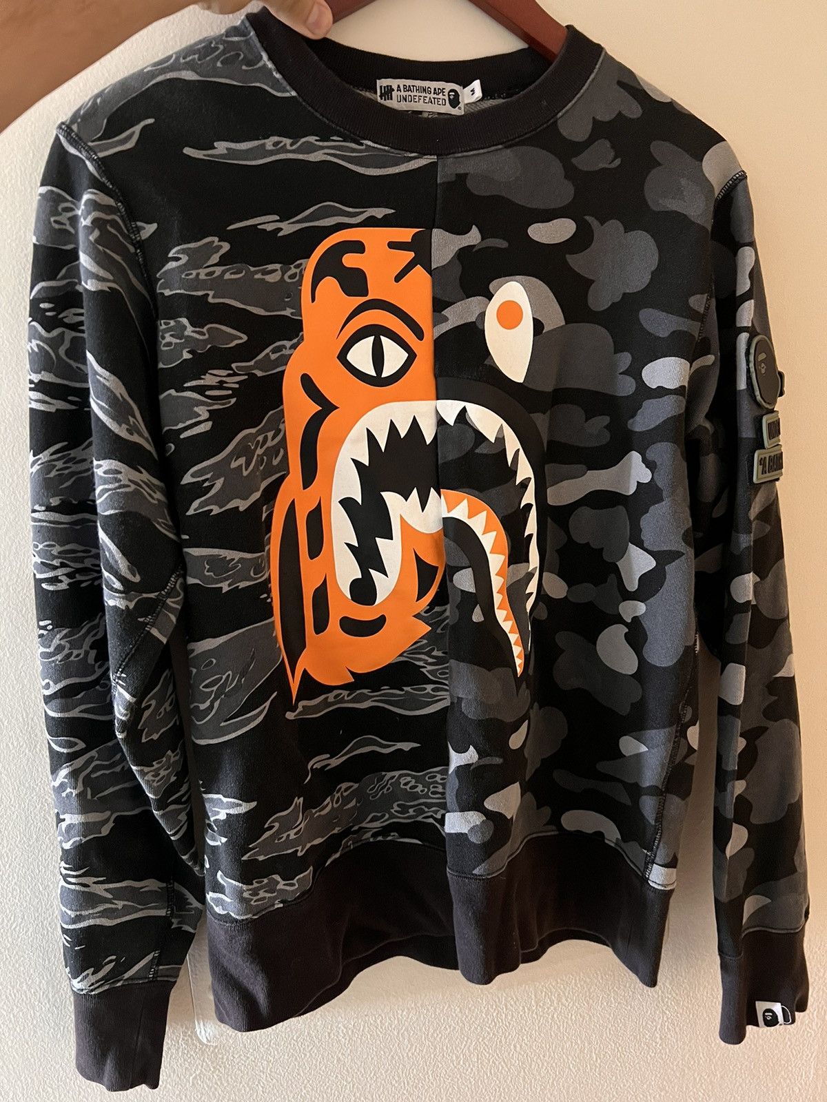 Bape x undefeated tiger shark half full zip hoodie black hotsell