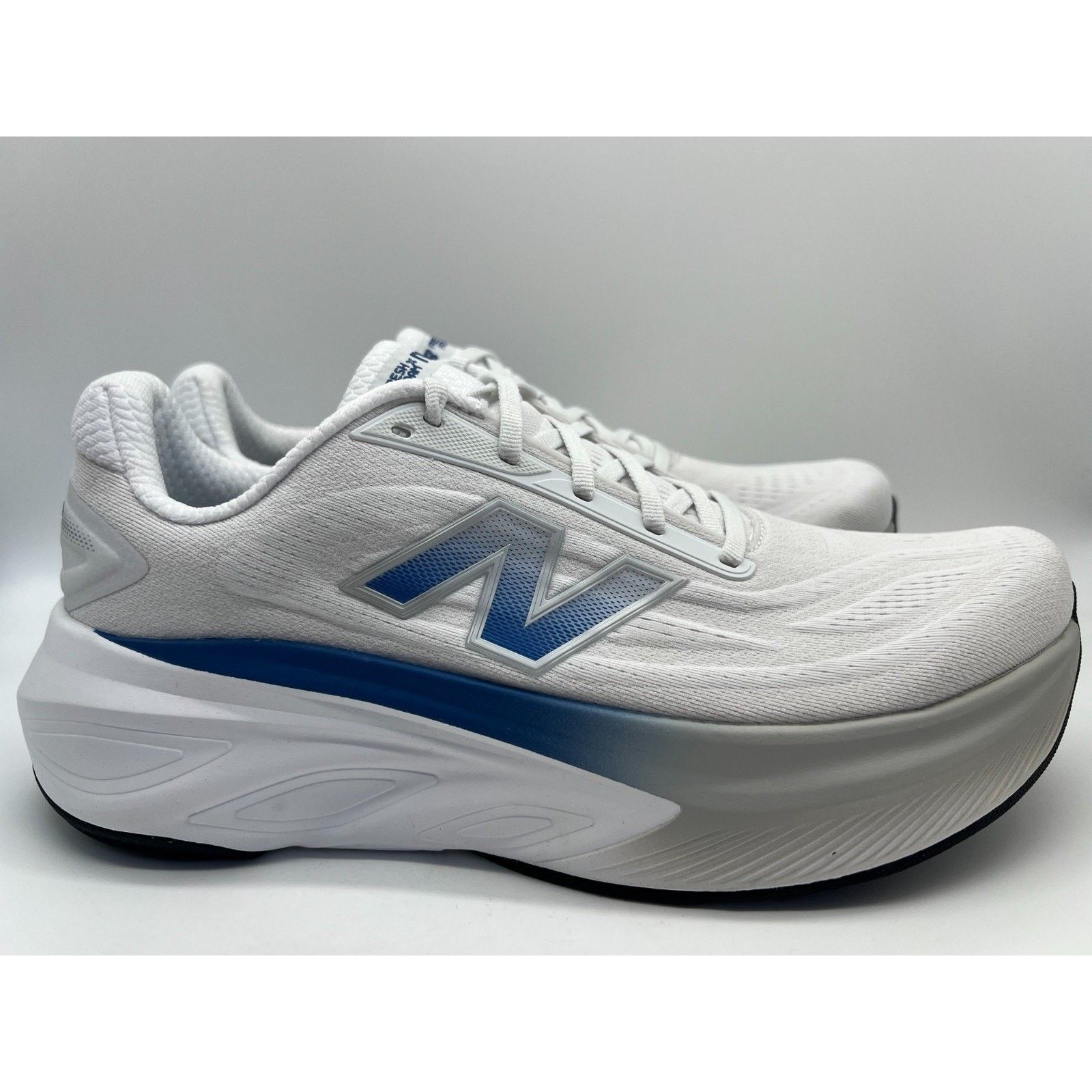 New Balance Fresh Foam More V6 Grey MMORLC6 Men 11.5D New. New Balance Mens Fresh Foam More V6 size 10.5 | Mercari main image 3