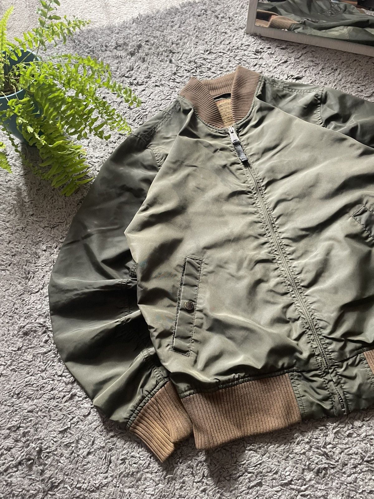 Alpha Industries × Vintage 00s Alpha Industries Streetwear Vintage Military Logo Rare Size US M / EU 48-50 / 2 - 6 Thumbnail
