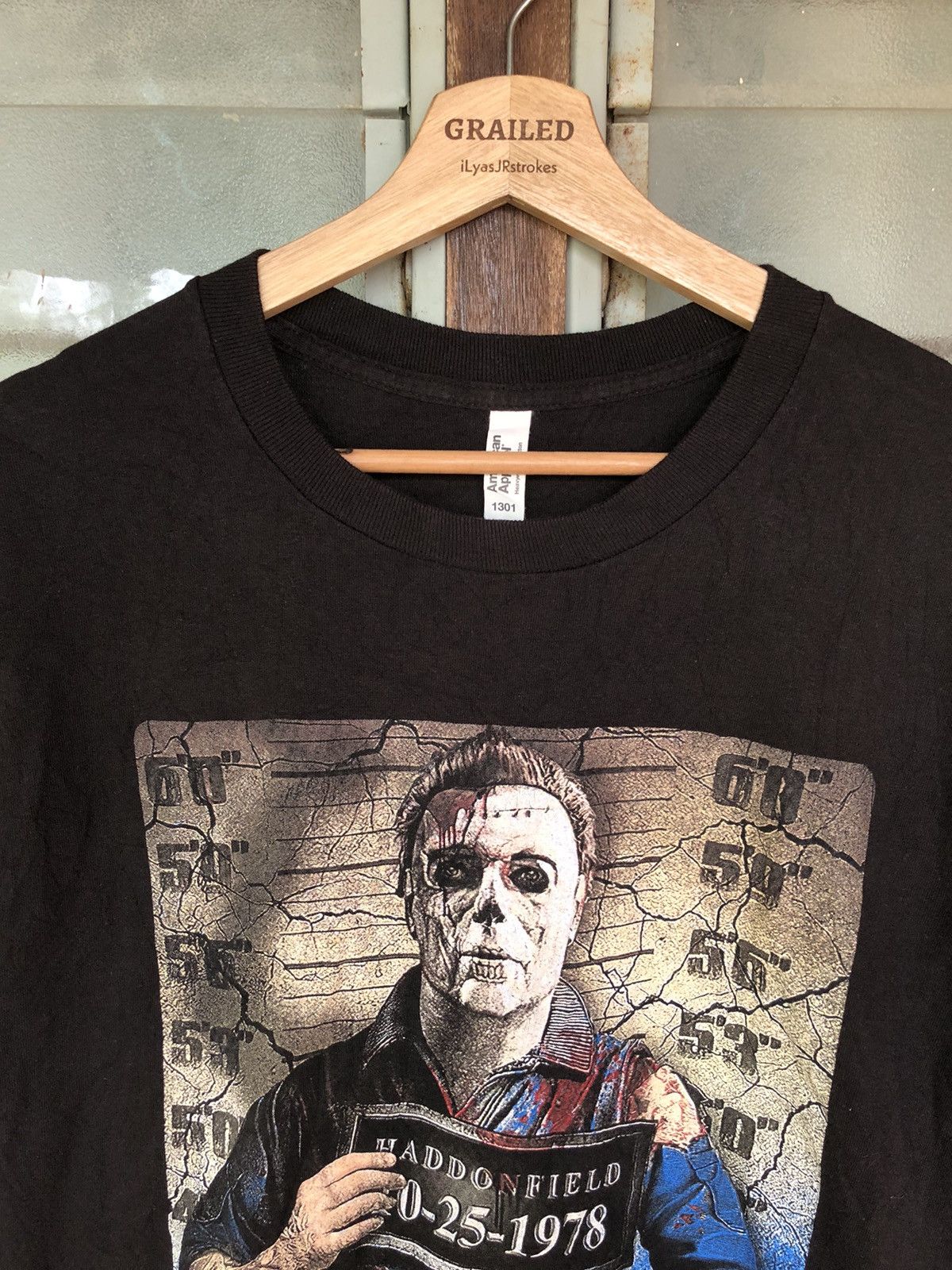 Vintage Vintage Michael Myers Film Charector Series Halloween Tee Size US L / EU 52-54 / 3 - 9 Thumbnail