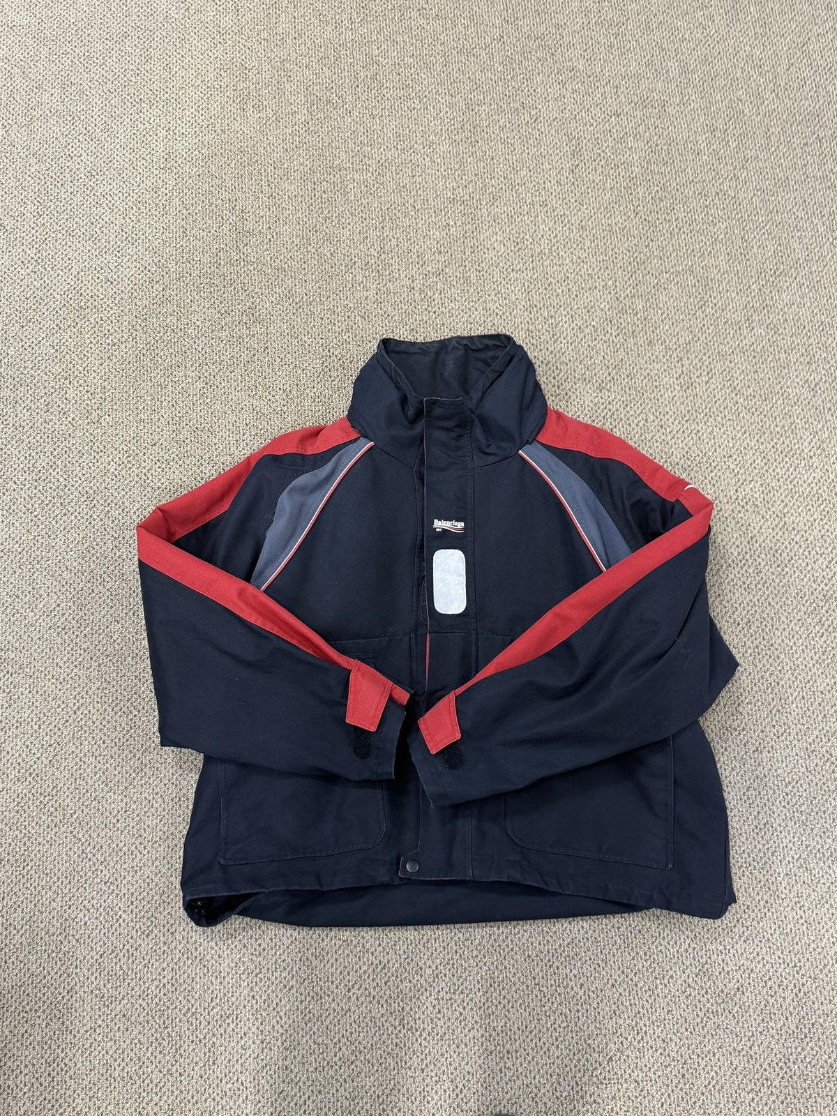 Balenciaga Balenciaga FW17 C-shape Parka by Demna EU44 Size US S / EU 44-46 / 1 - 3 Thumbnail