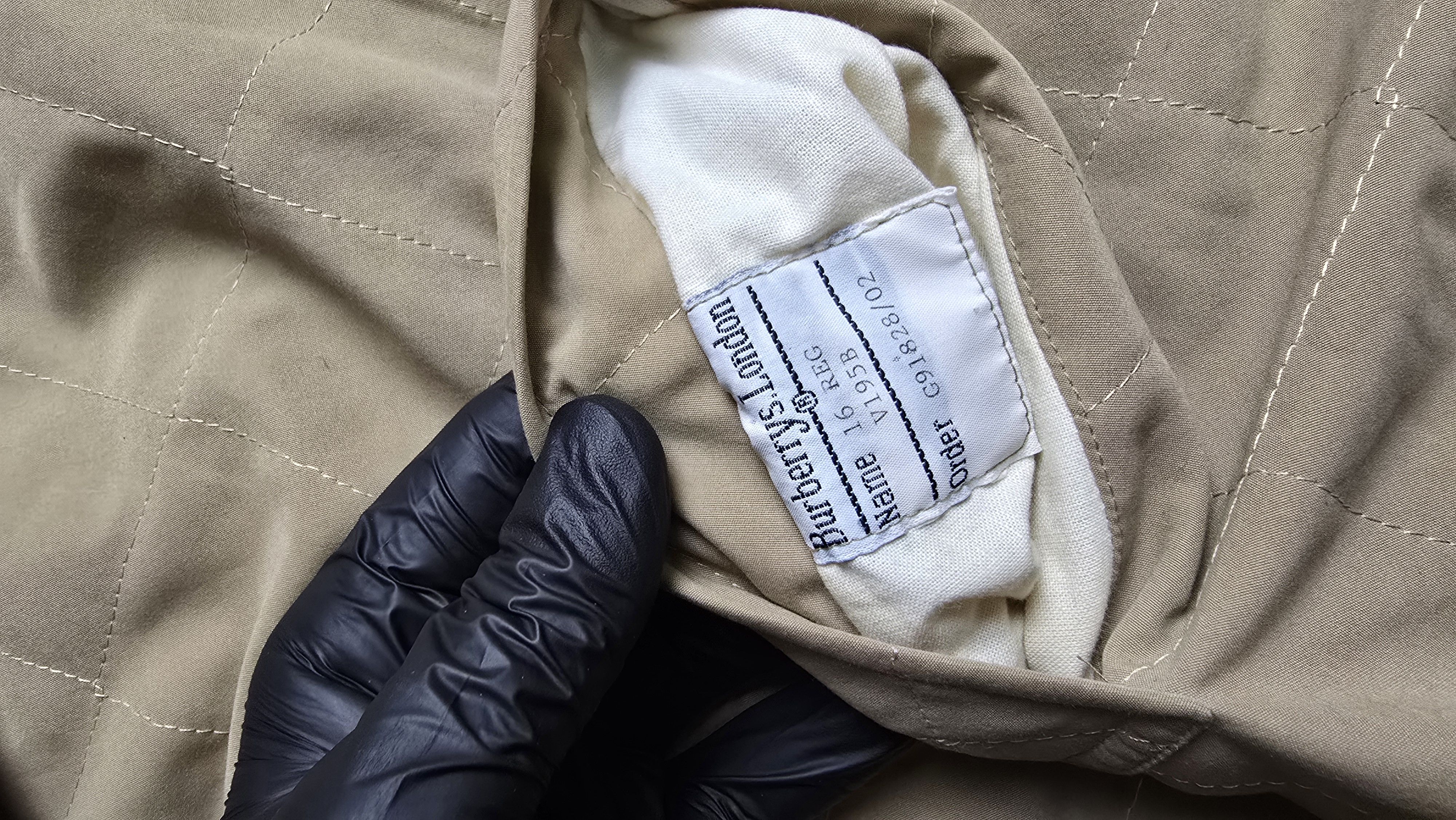 Burberry Vintage Burberrys London Women' Quilted Jacket Trench Coat Size L / US 10 / IT 46 - 15 Thumbnail