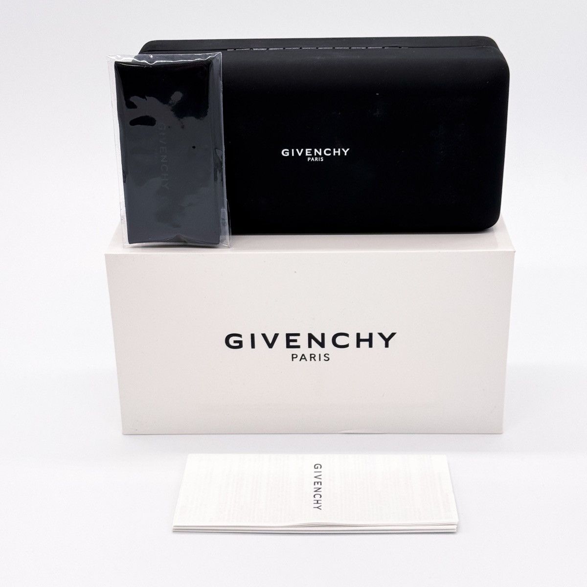 Givenchy NEW GIVENCHY GV40041U 02C BLACK MEN SUNGLASSES GIVENCHY Size ONE SIZE - 8 Thumbnail