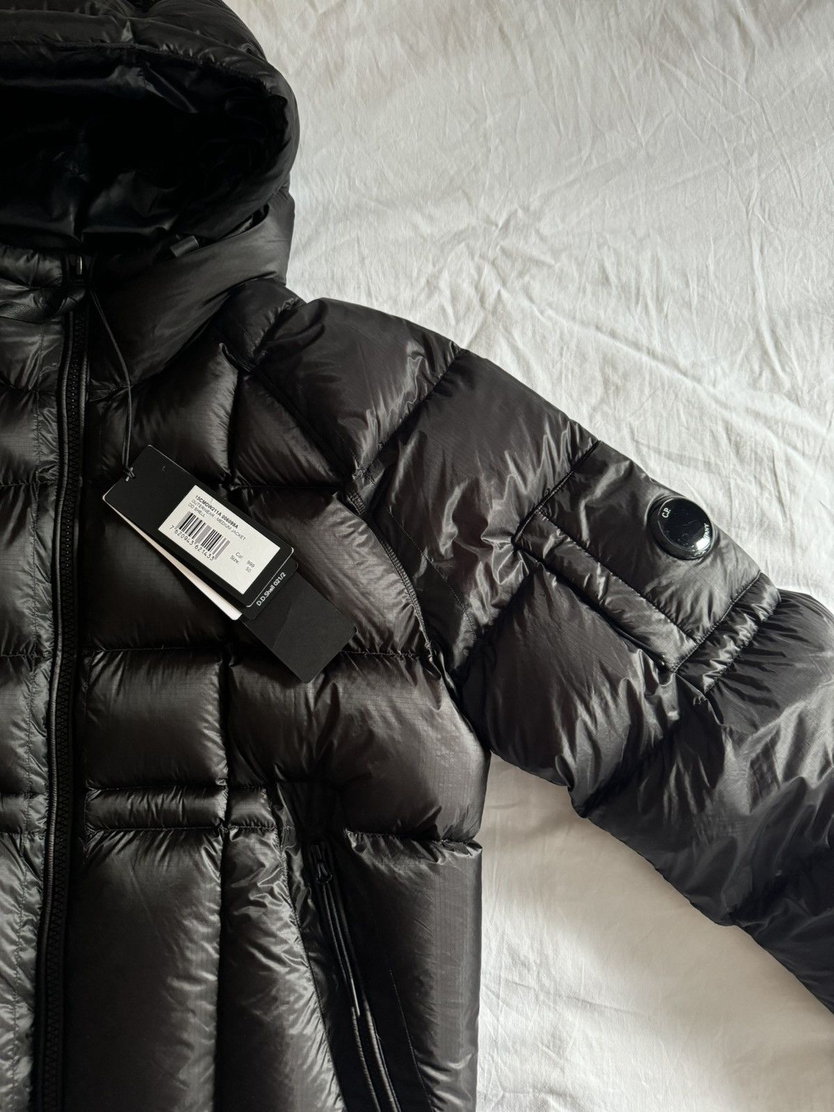C.P. Company C.P. Company DD Shell Puffer Size US L / EU 52-54 / 3 - 3 Thumbnail