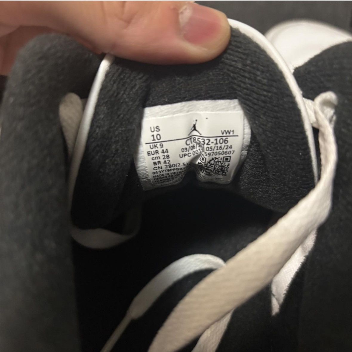 Jordan Brand Jordan 3s Size US 10 / EU 43 - 5 Thumbnail