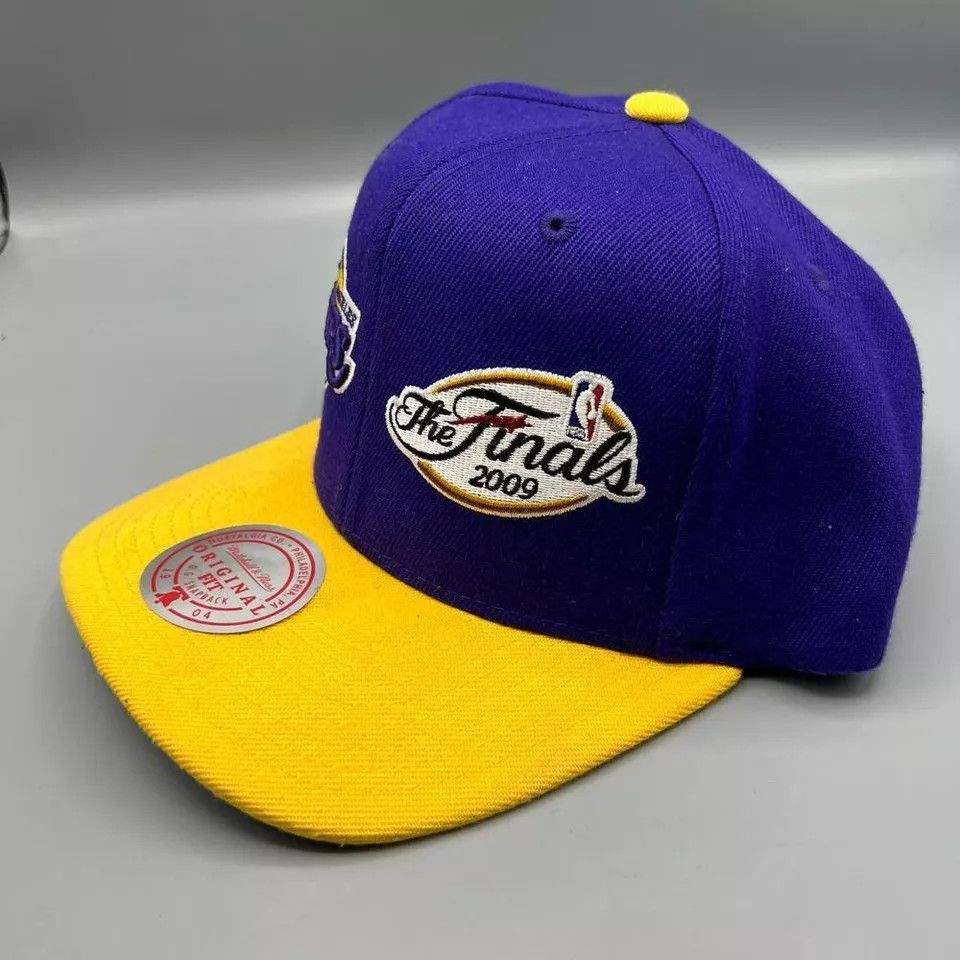 Mitchell & Ness Los Angeles LA Lakers Hat Men The Finals 2009 Snap Back Cap Size ONE SIZE - 2 Thumbnail