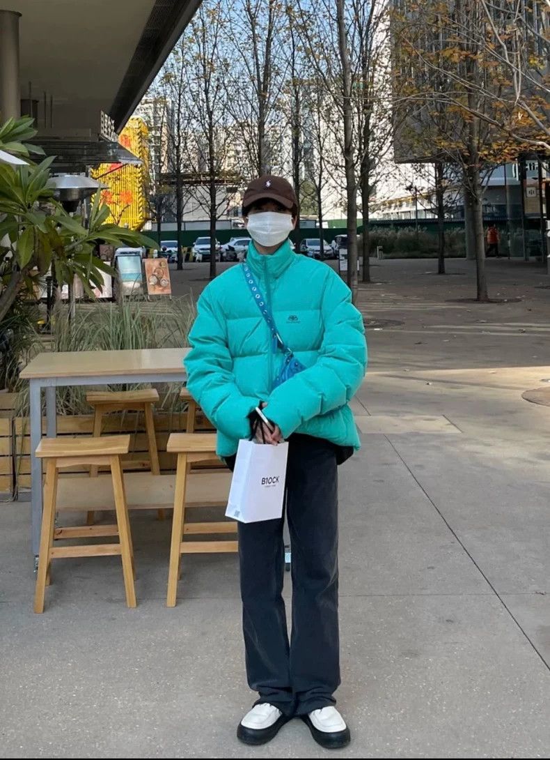 Balenciaga Balenciaga Lock profile down jacket cotton-padded jacket 25 Size US S / EU 44-46 / 1 - 2 Thumbnail