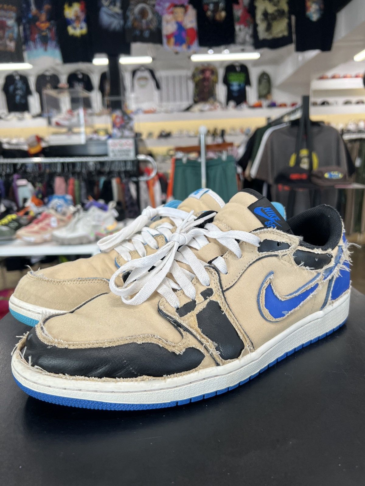 Air Jordan Low SB Lance Mountain 13 (2019)