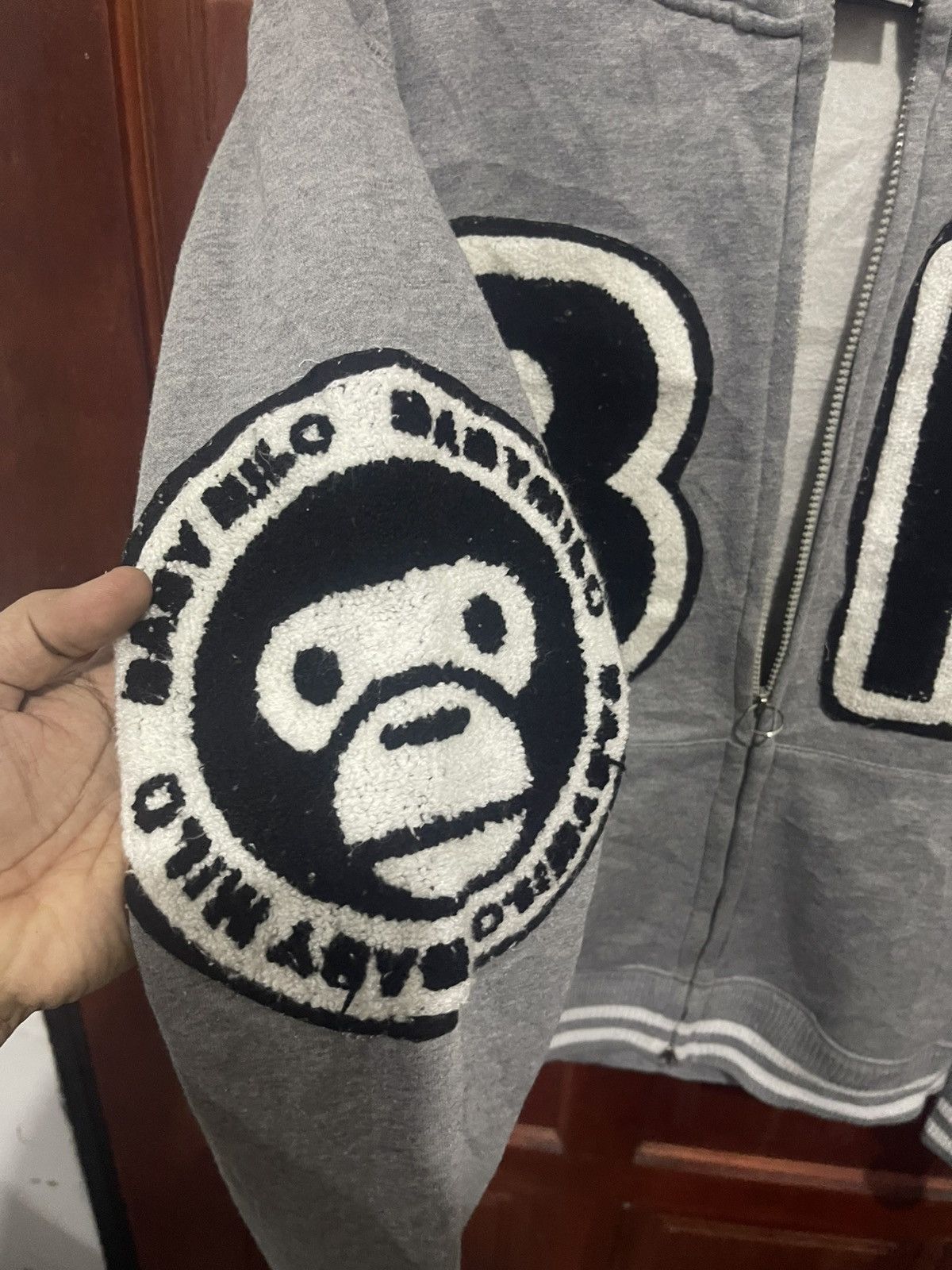 Vintage Vintage Bape Baby Milo Gray Varsity Jacket Size US M / EU 48-50 / 2 - 7 Thumbnail