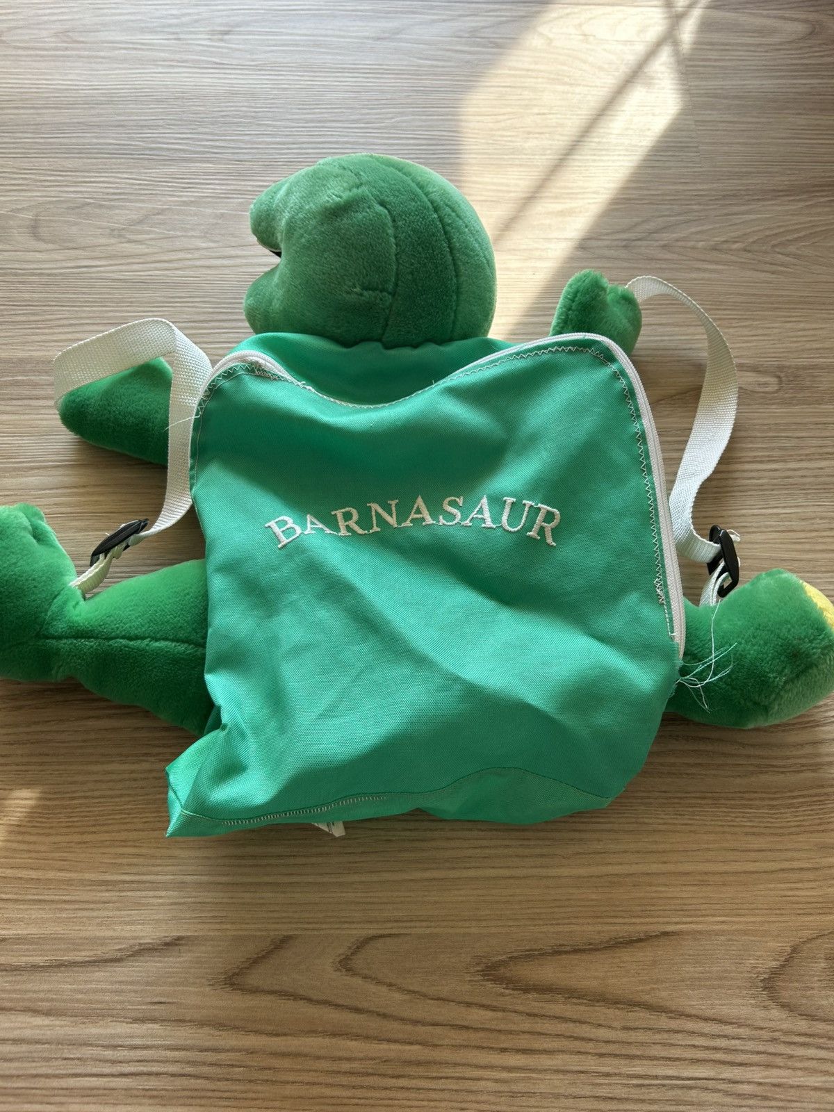 Vintage Vintage Barney The Dinosaur Plush Stuffy Backpack Size ONE SIZE - 2 Thumbnail