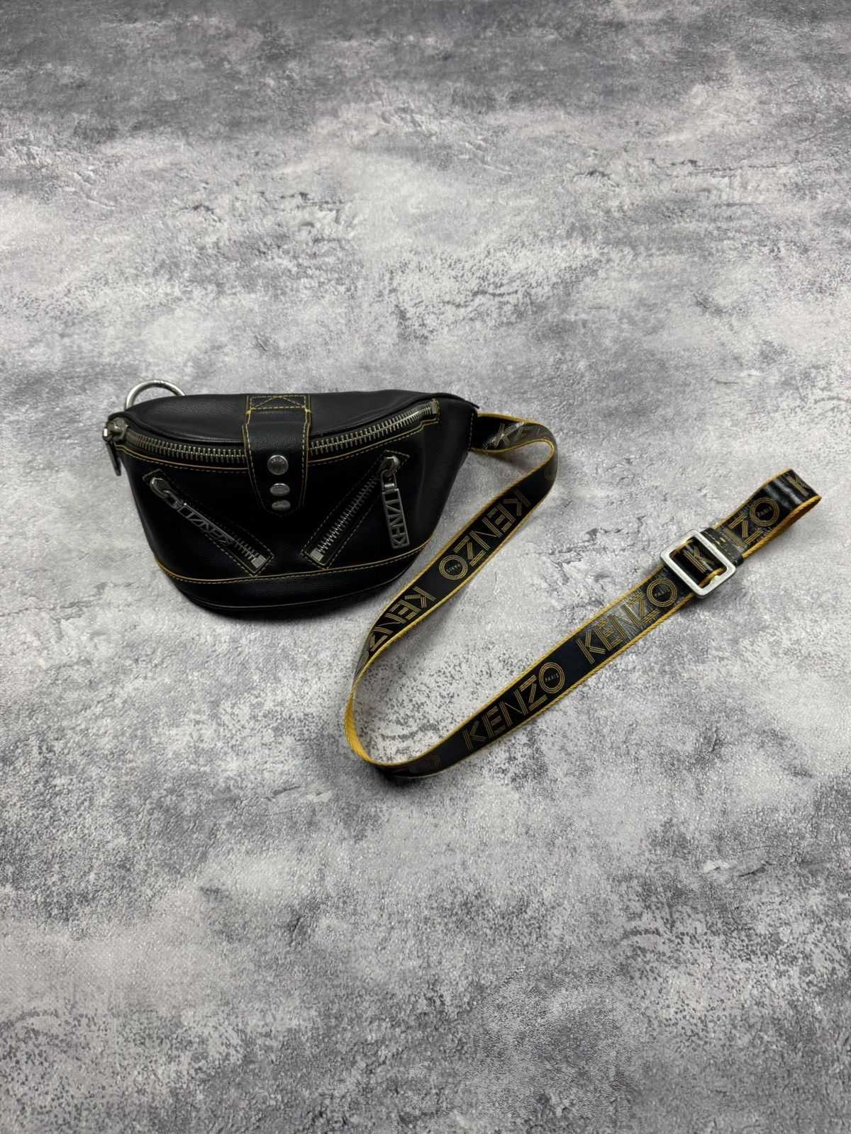 Kenzo Kenzo Leather «Biker» Waist Bag | Yellow Contrast Stitching Size ONE SIZE - 1 Thumbnail